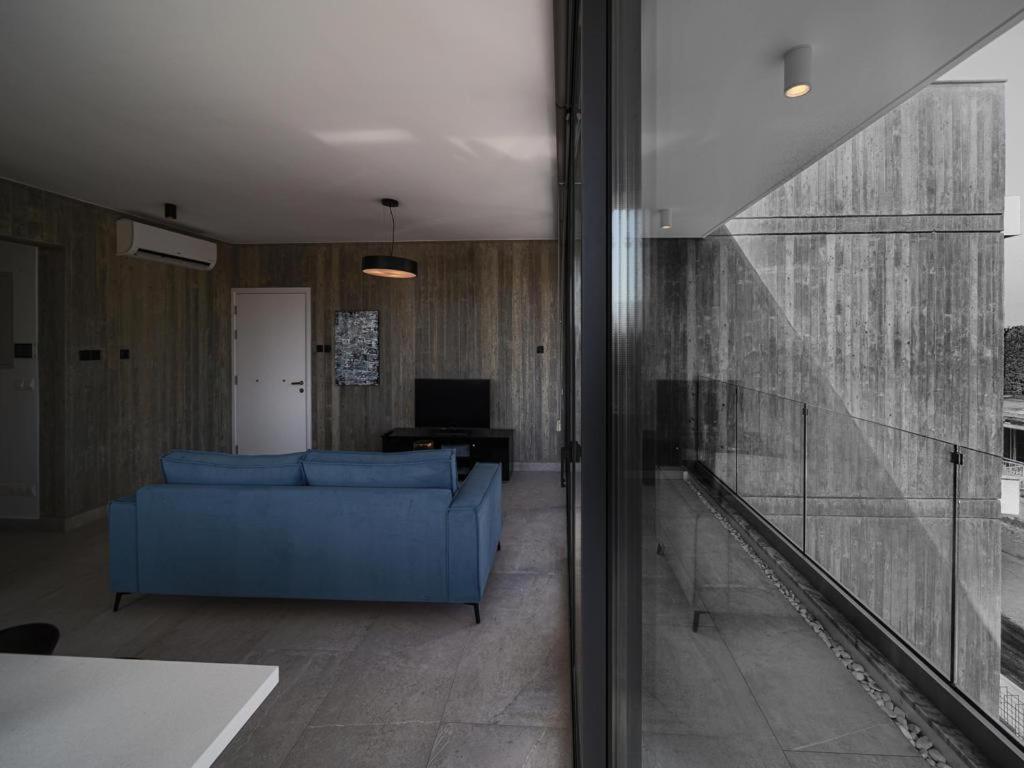 Avenue 101 2 BED