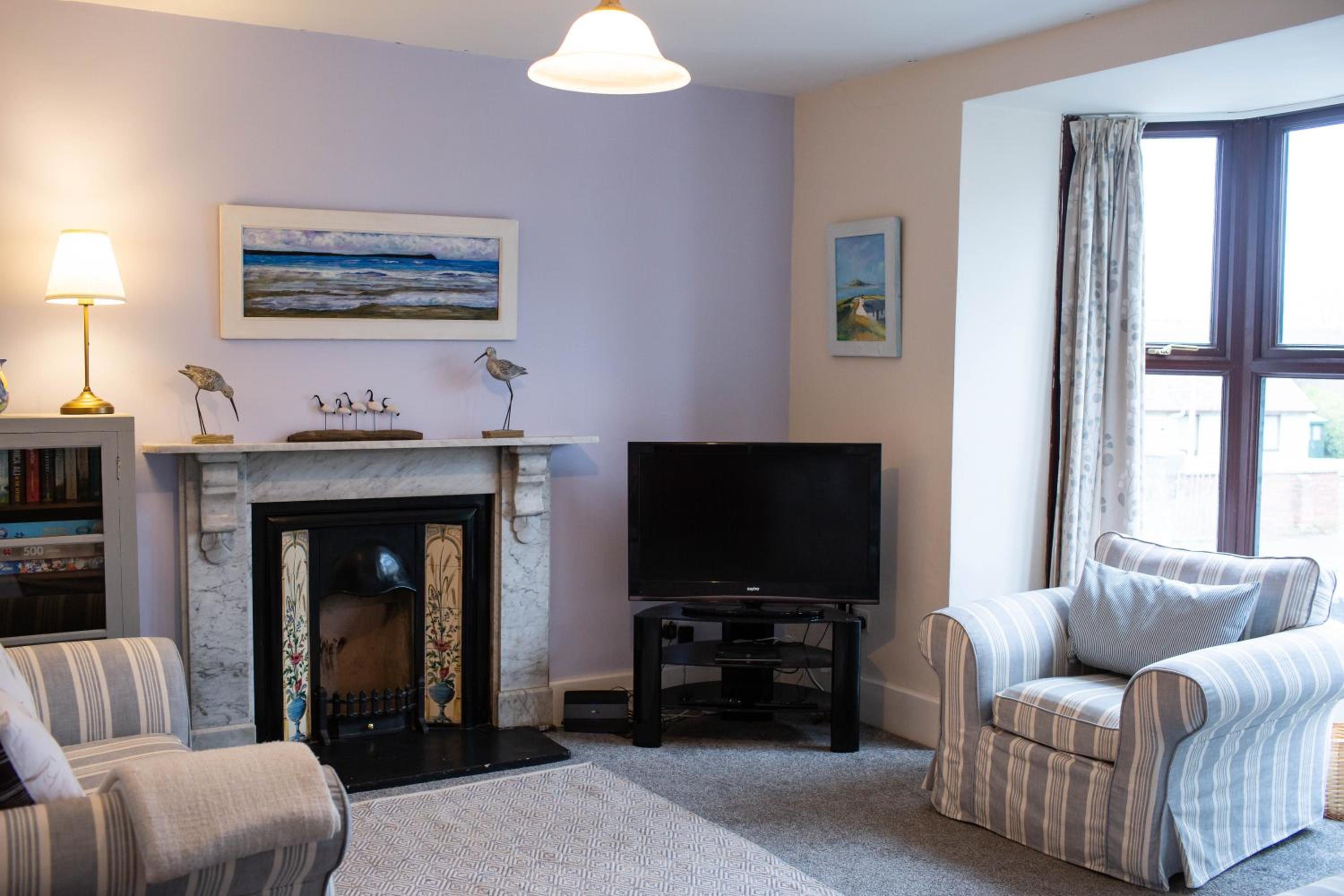 Glenroy Newport, Pembrokeshire
