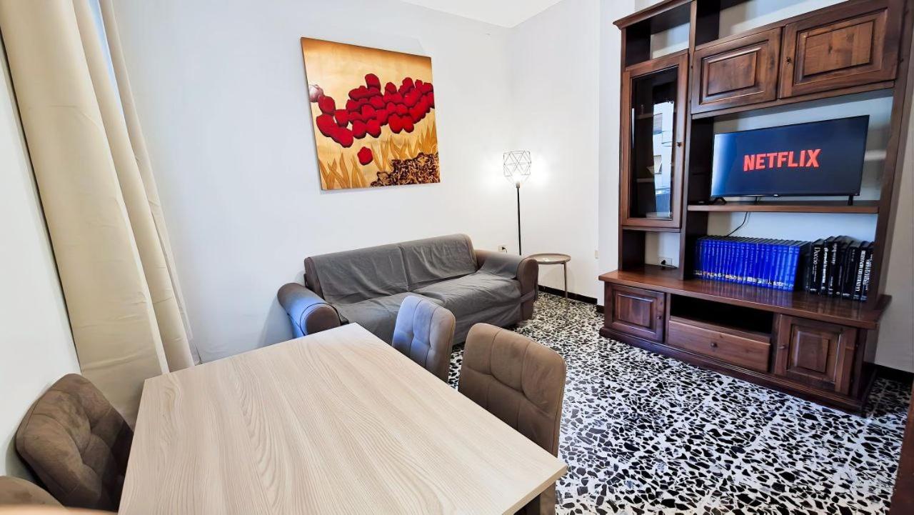 Appartamento con TERRAZZA privata nel cuore di SIENA - ZTL Free photo 3
