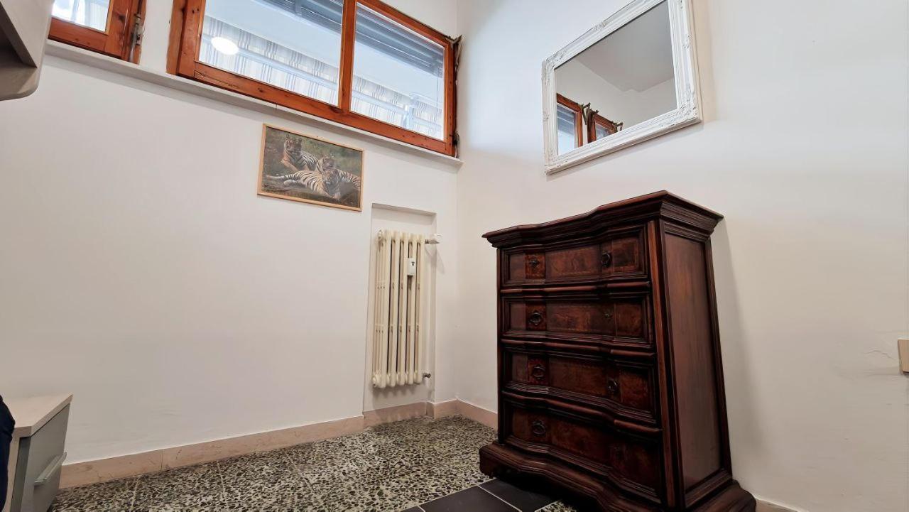 Appartamento con TERRAZZA privata nel cuore di SIENA - ZTL Free photo 2
