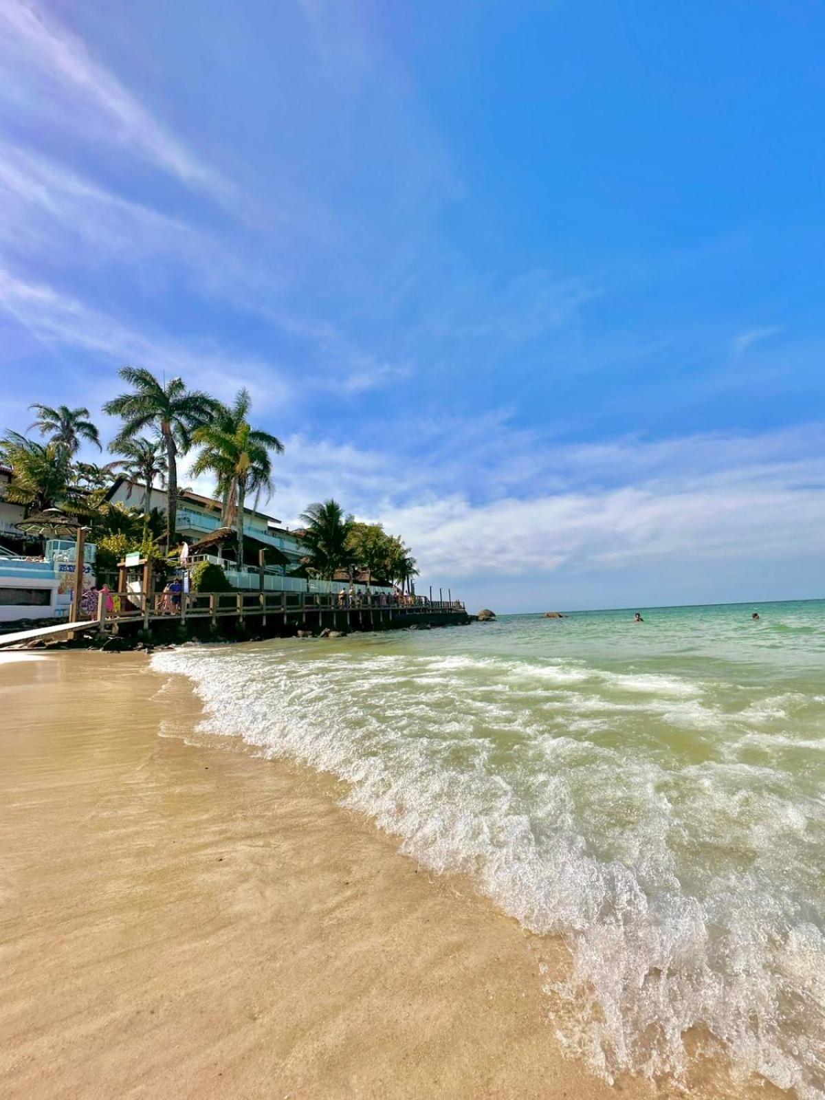 Apartamento em Condomínio Bromélias - Bombinhas SC