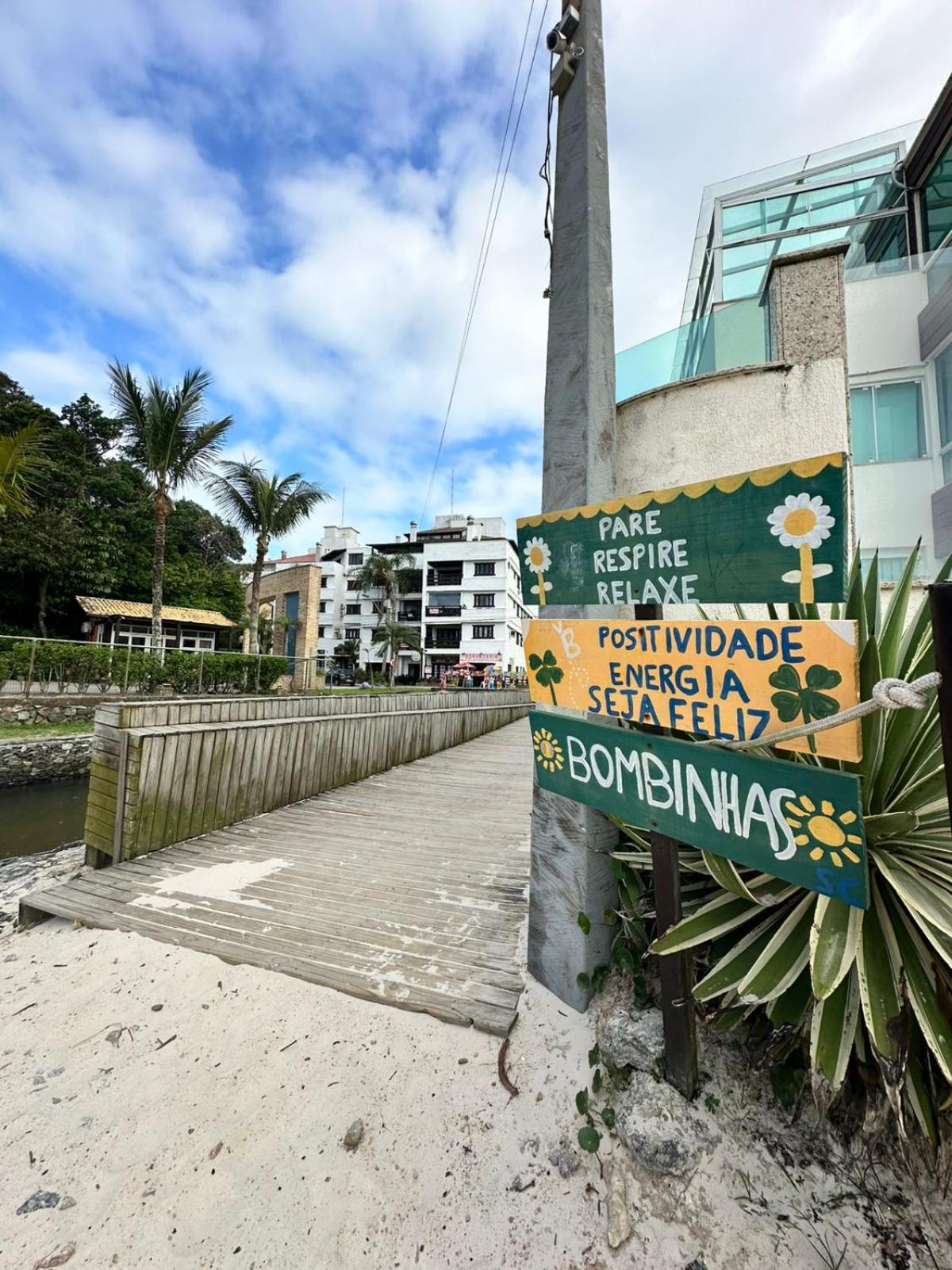 Apartamento em Condomínio Bromélias - Bombinhas SC