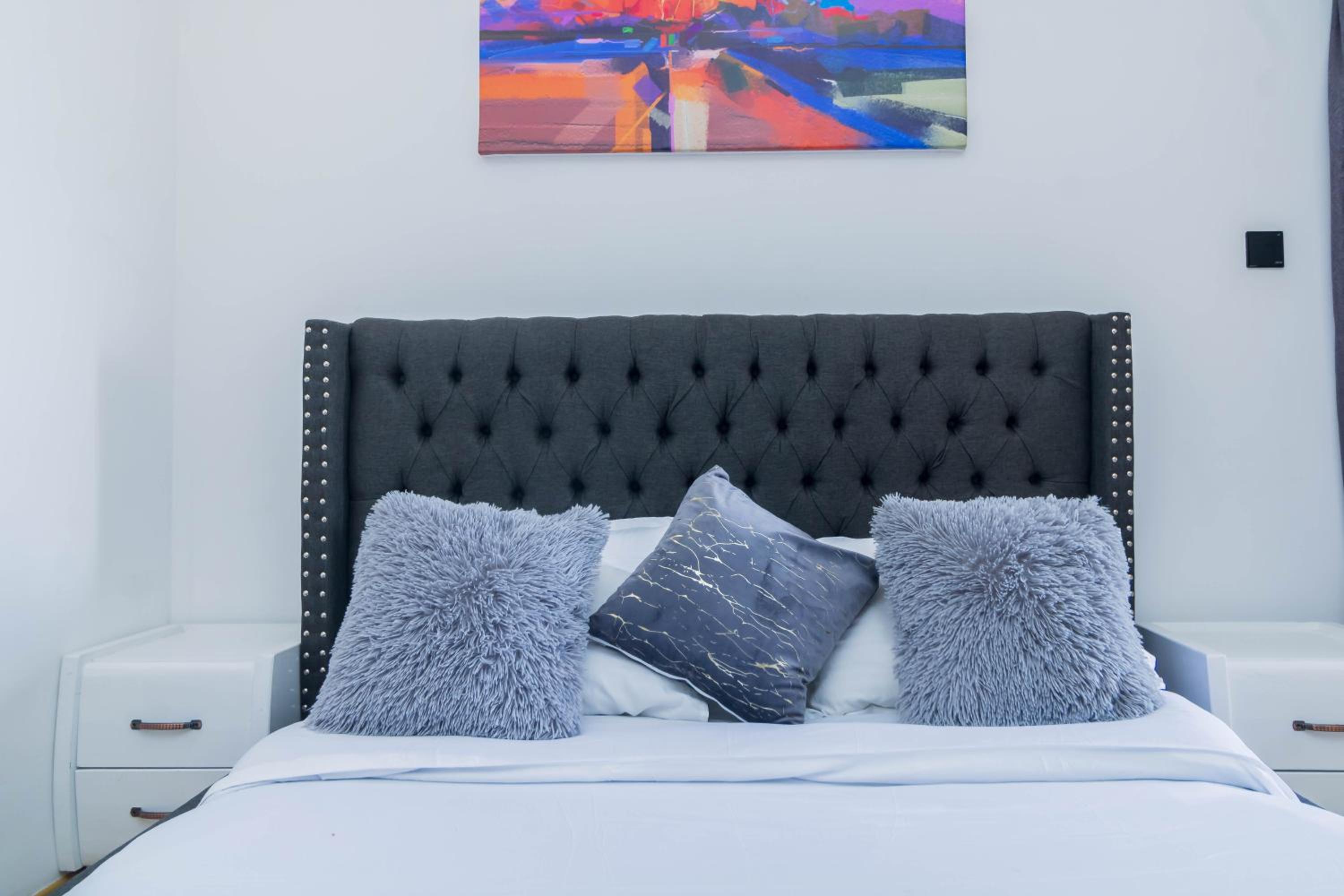 Jamila Apartments