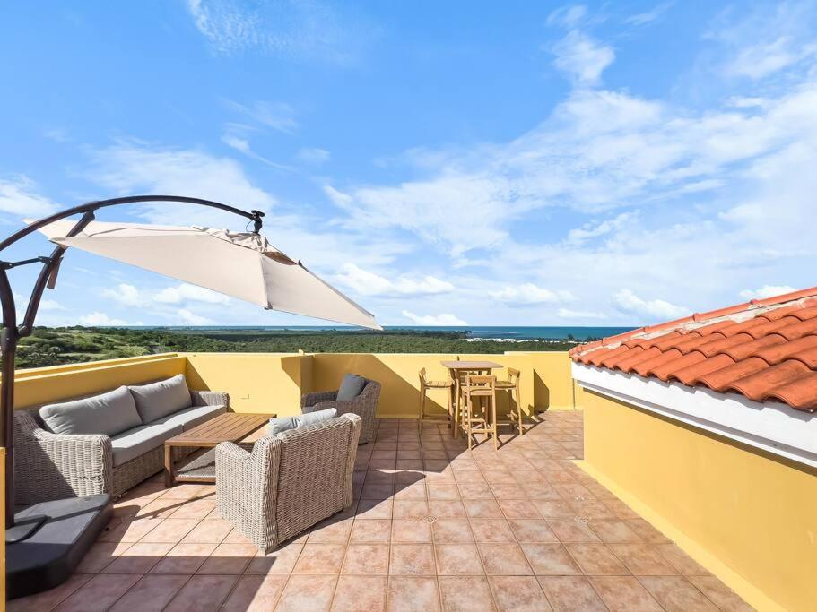 Costa Real 302 PH with Balcony and Rooftop Ocean View view 3
