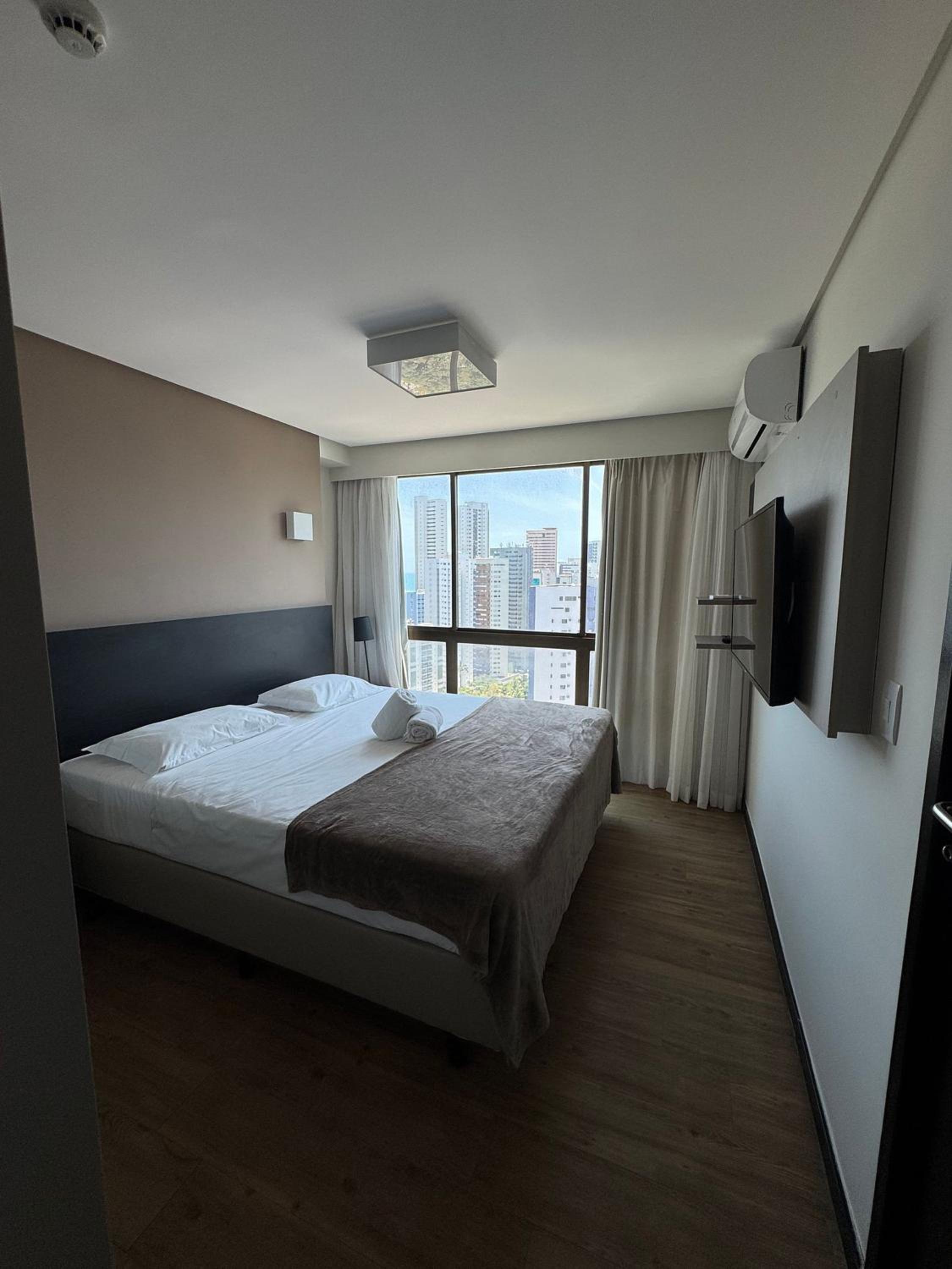 Pontes Home Stay - Flats em Boa Viagem por Yolo