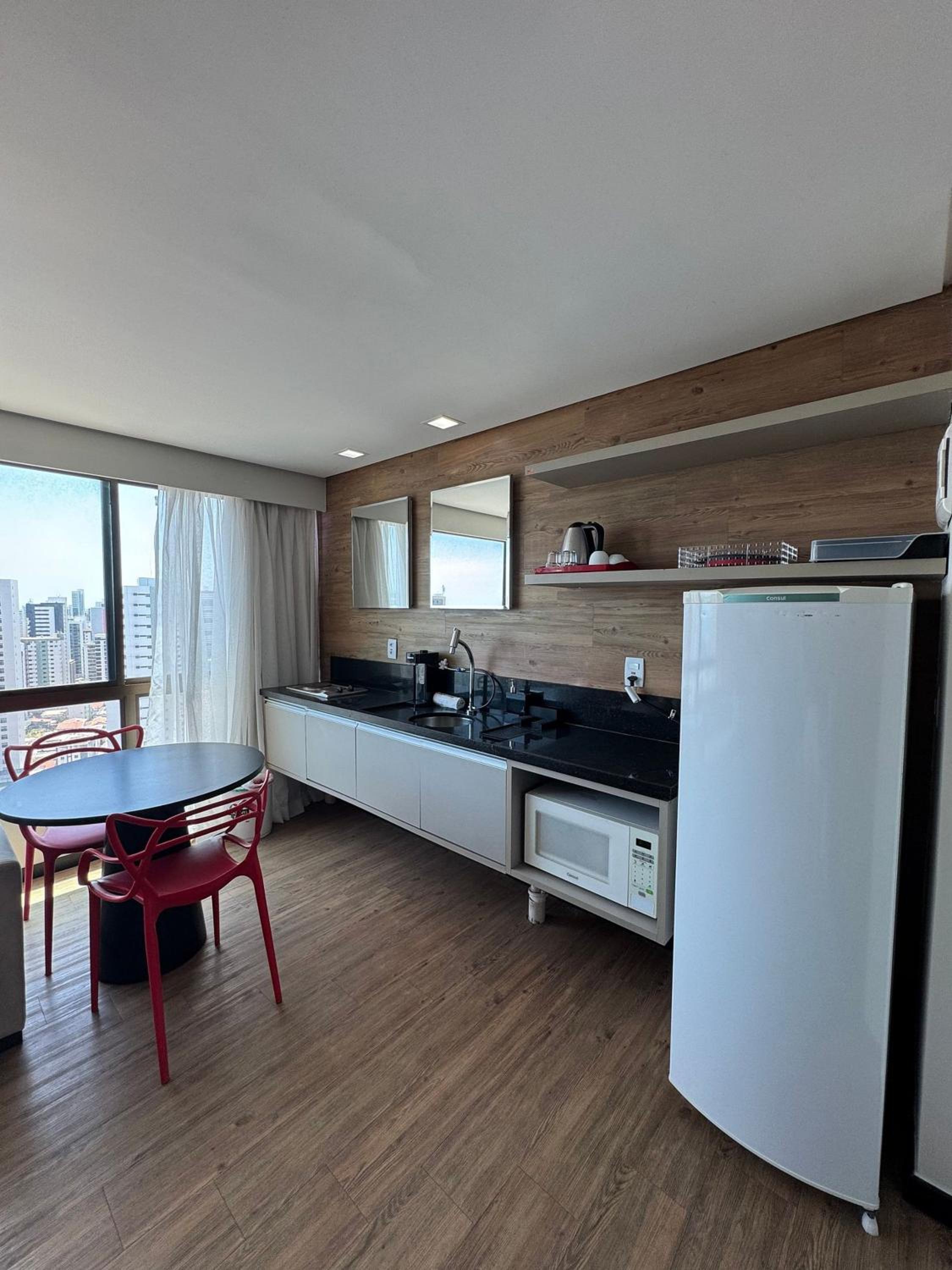 Pontes Home Stay - Flats em Boa Viagem por Yolo