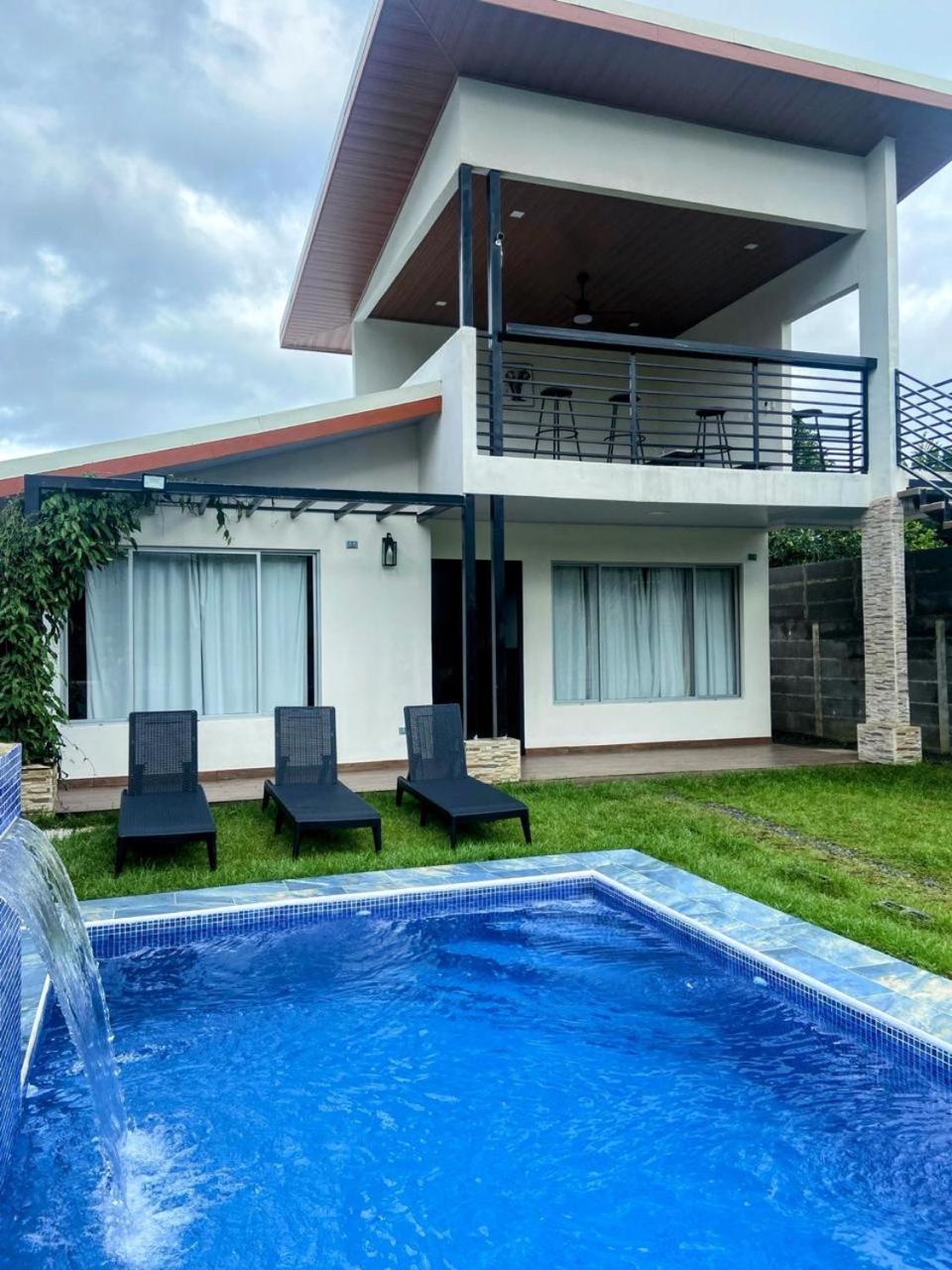 It's a Beautiful Life House