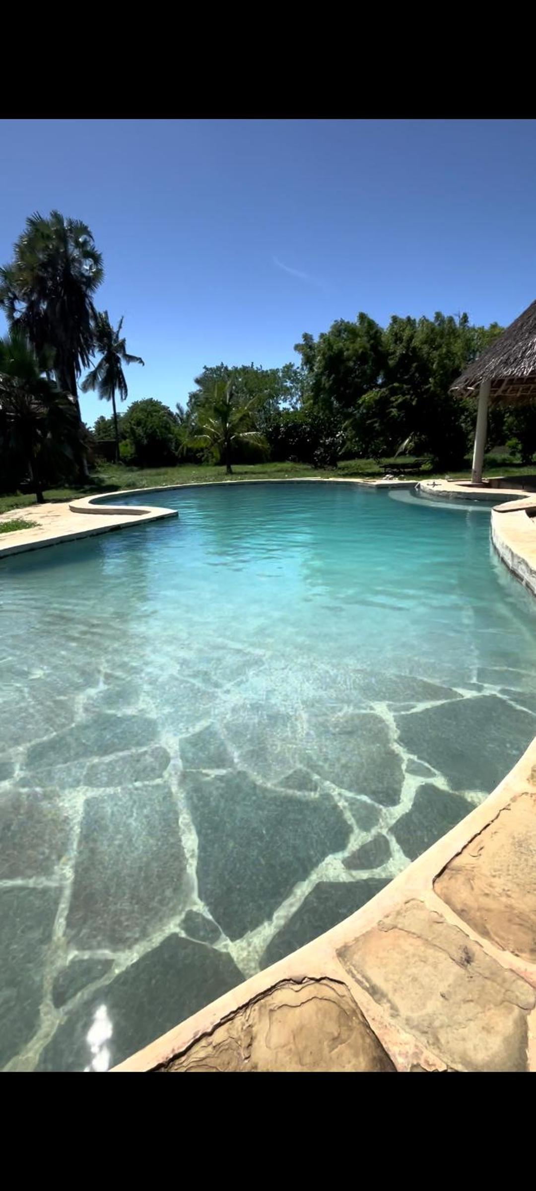 Sagwe Riviera Diani, Kenya
