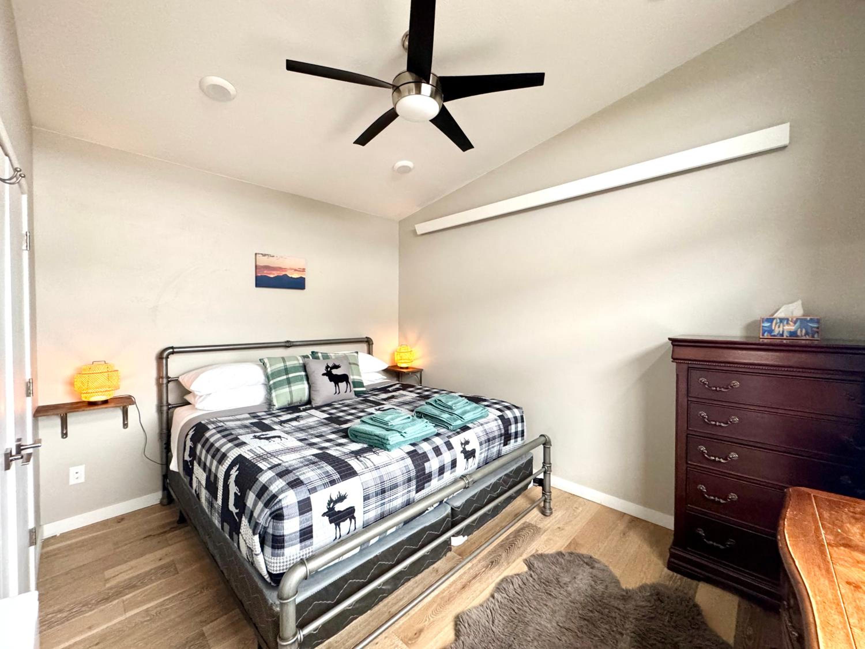 Cozy 2 Bedroom by Teton Pass view 4