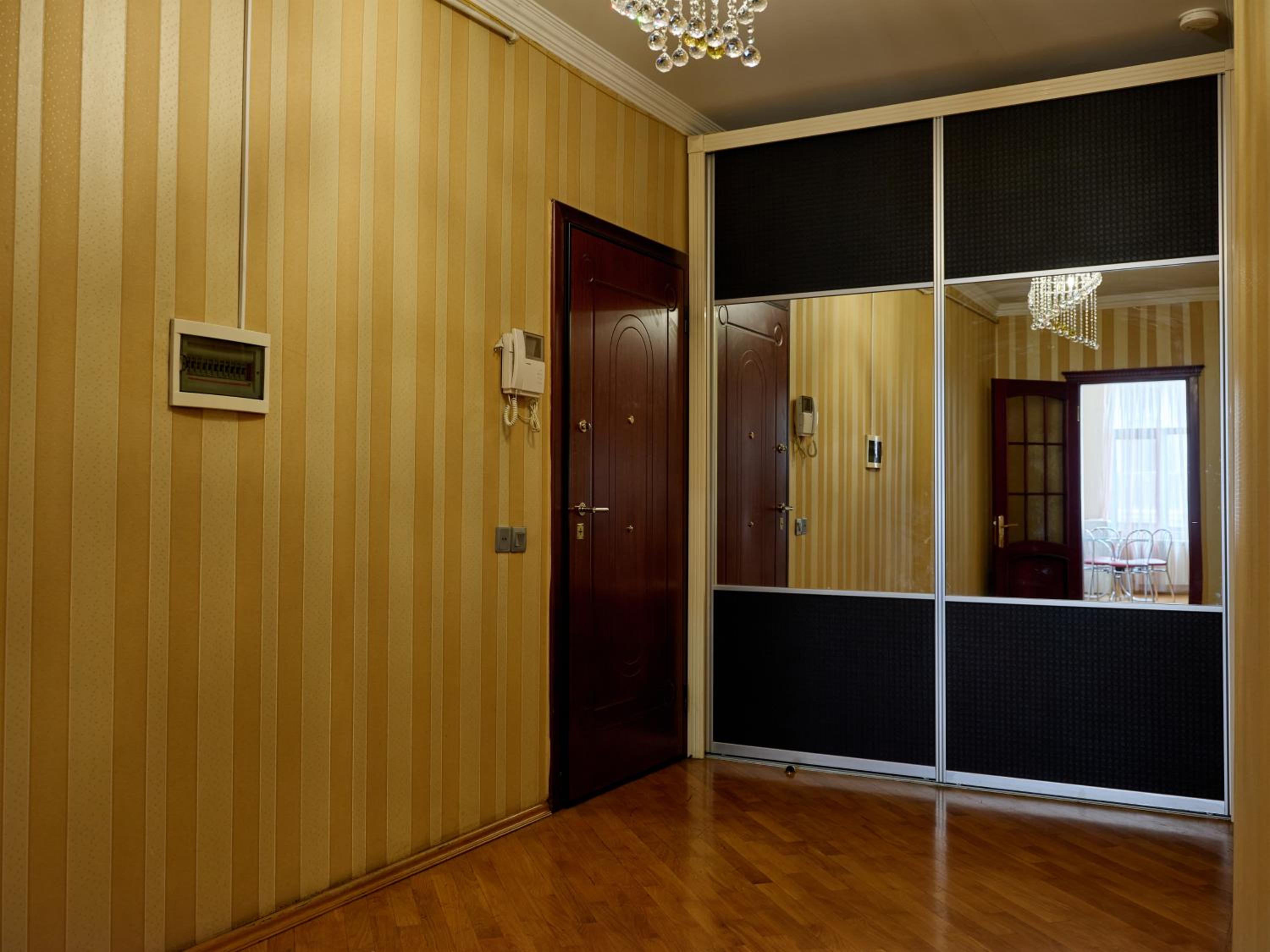 Luxury Central Apartment