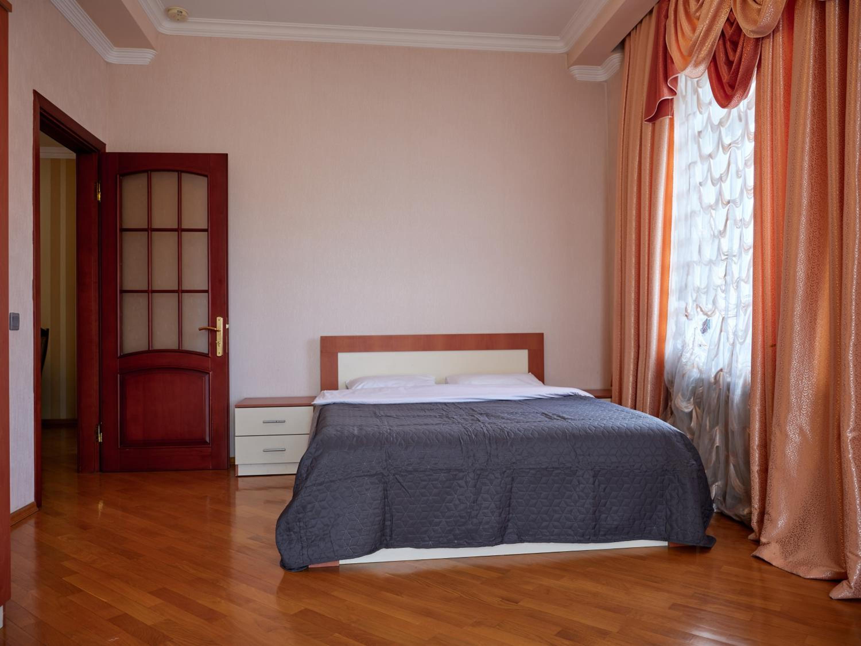 Luxury Central Apartment