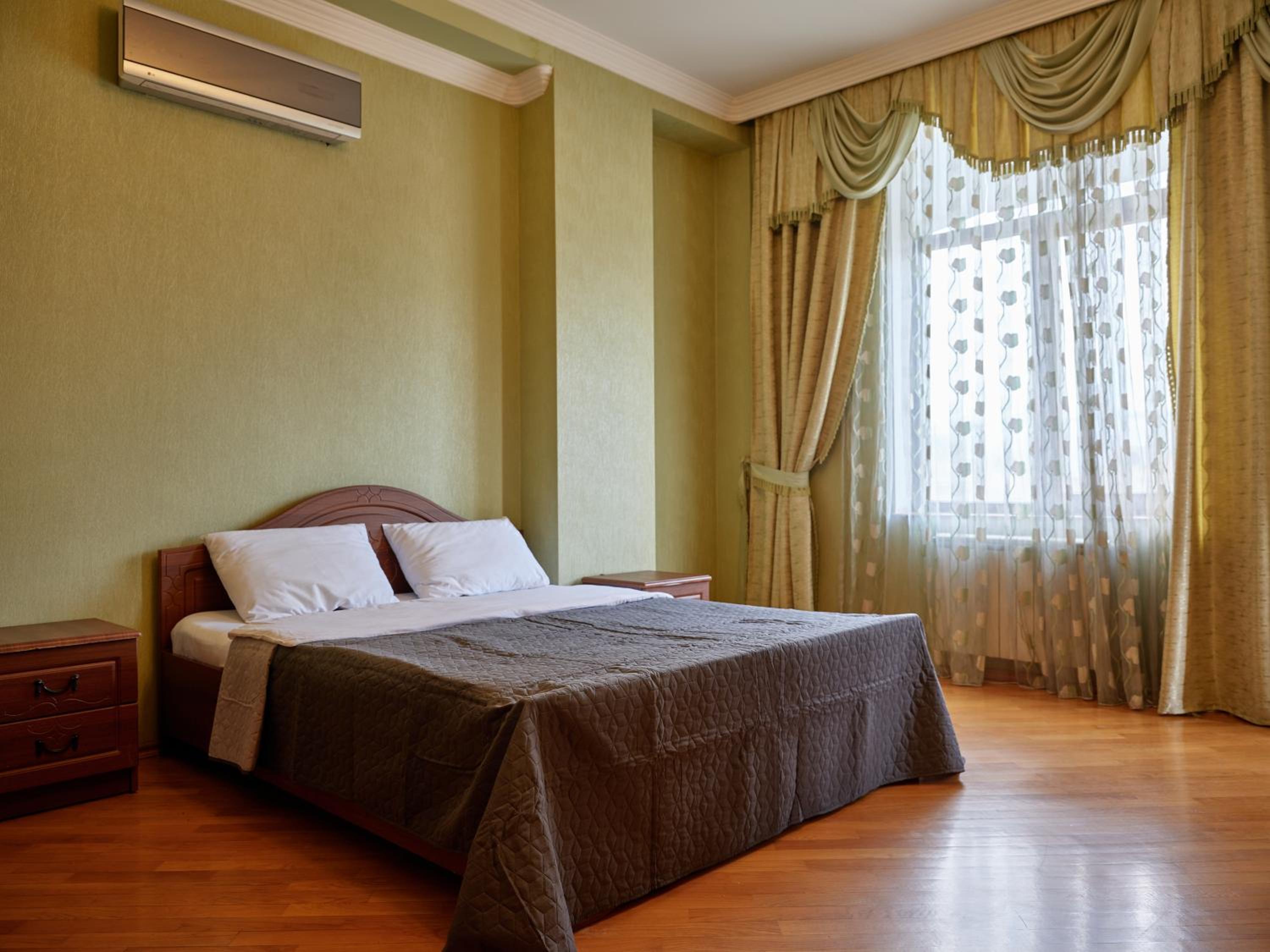 Luxury Central Apartment