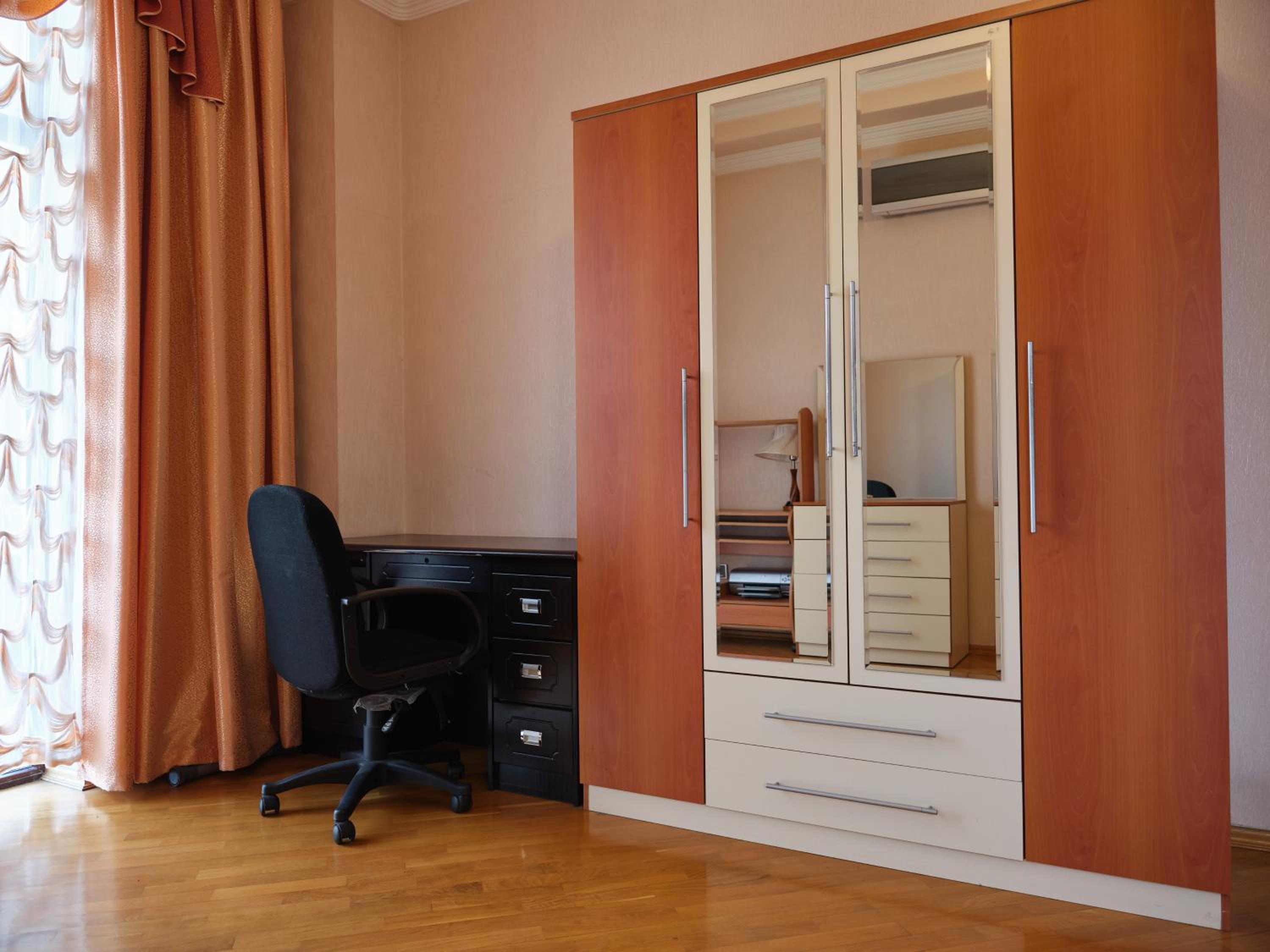 Luxury Central Apartment