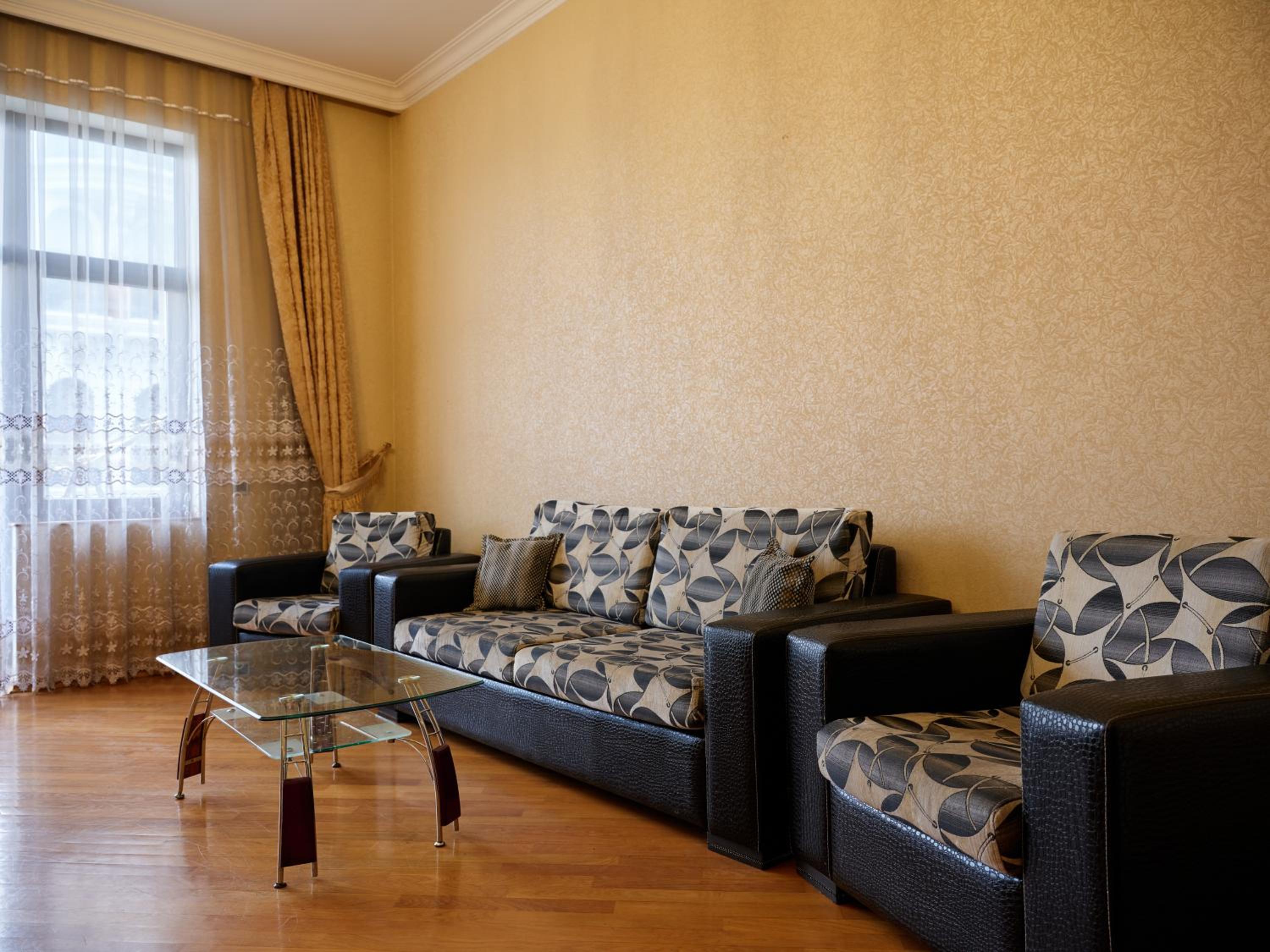 Luxury Central Apartment