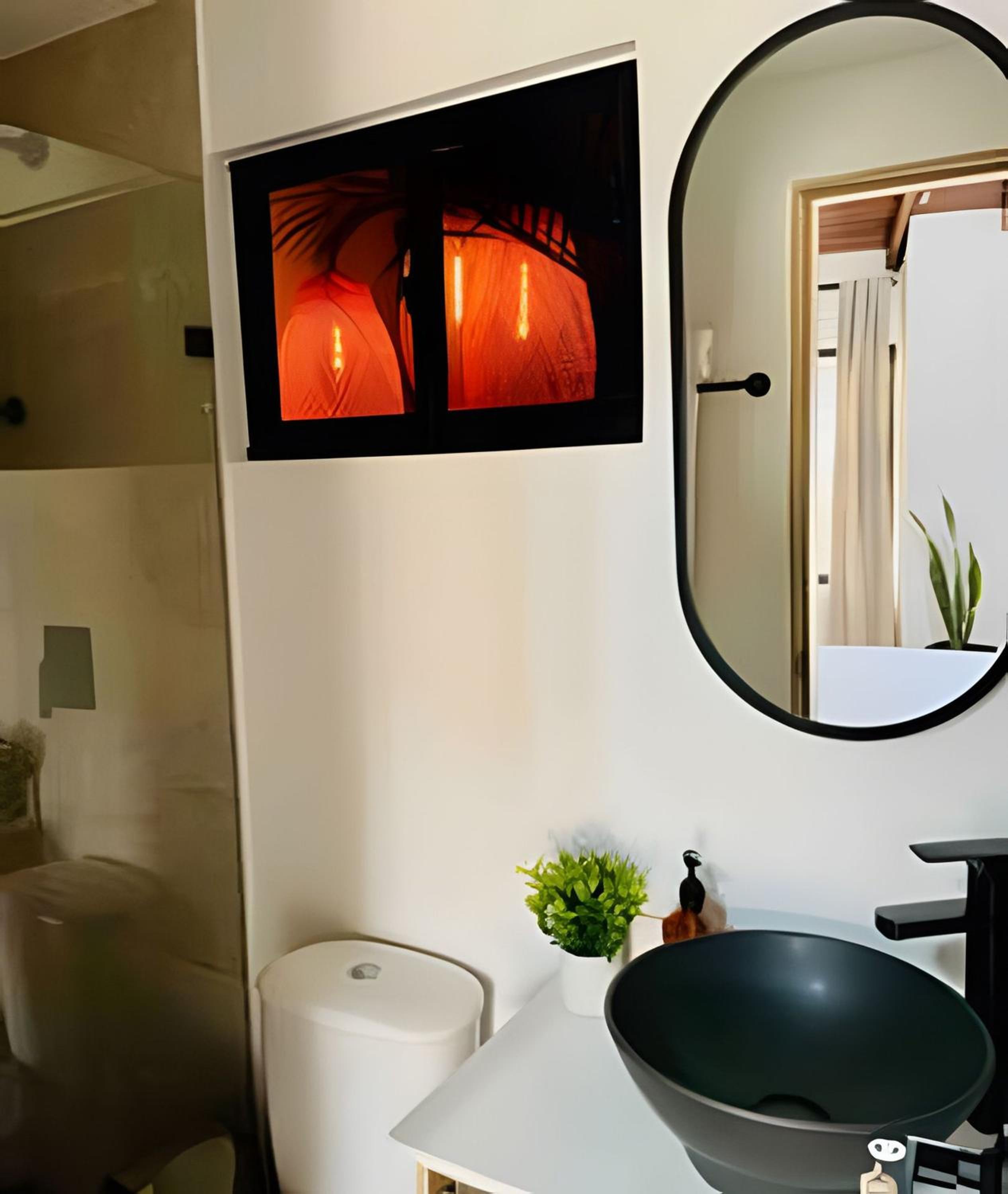 Gloria San Marcos - Elegancia y confort en casa moderna y acogedora