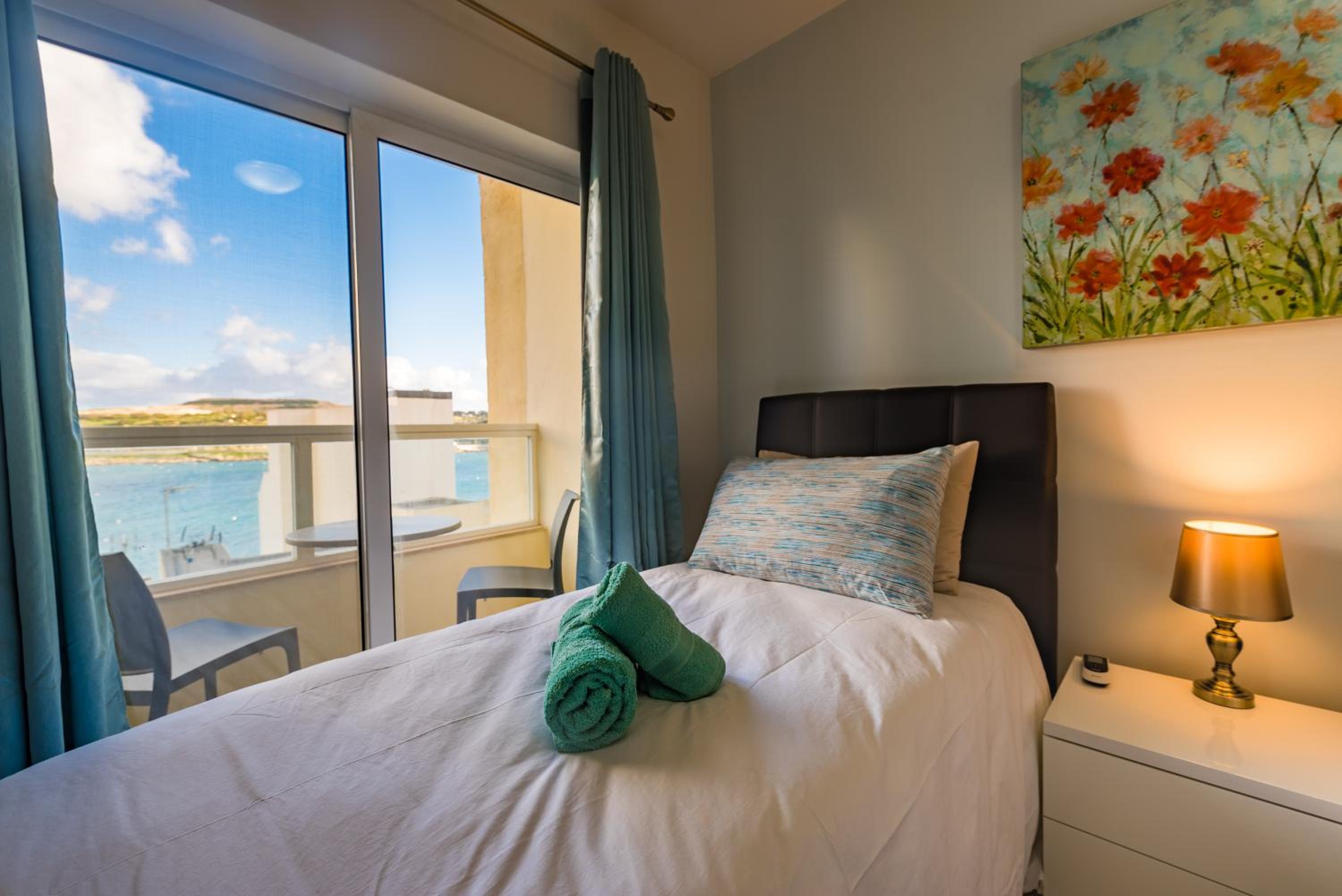 SH6A - 2 Bedroom Apartment in Qawra photo 5