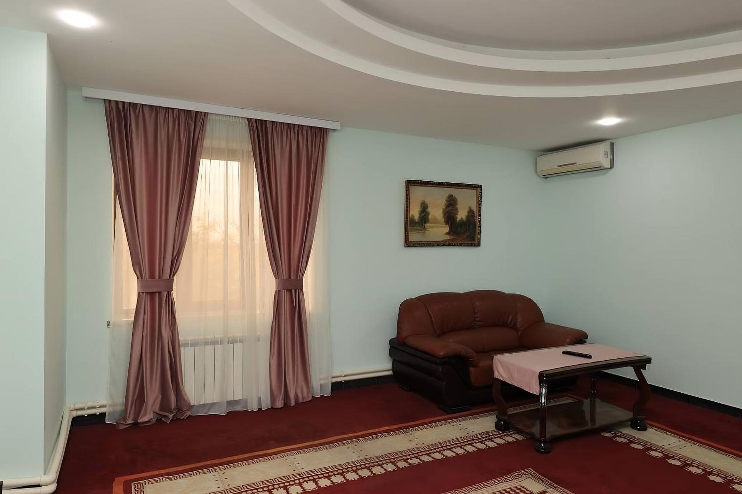 New Continental Hotel, photo 7