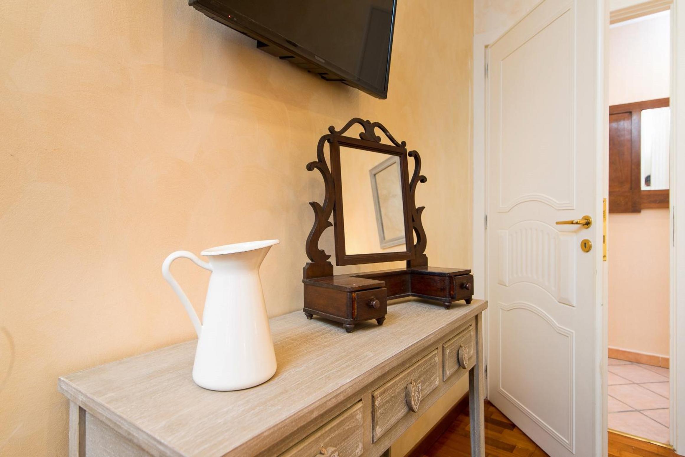B&B Arco Di Gallieno