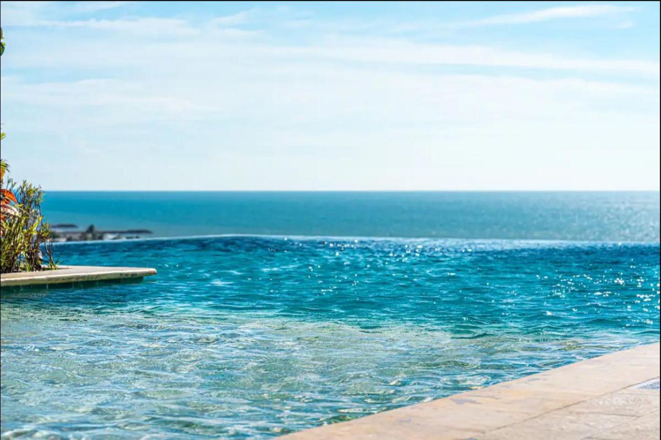 Apartamento con jacuzzi privado, vista al mar, sector exclusivo
