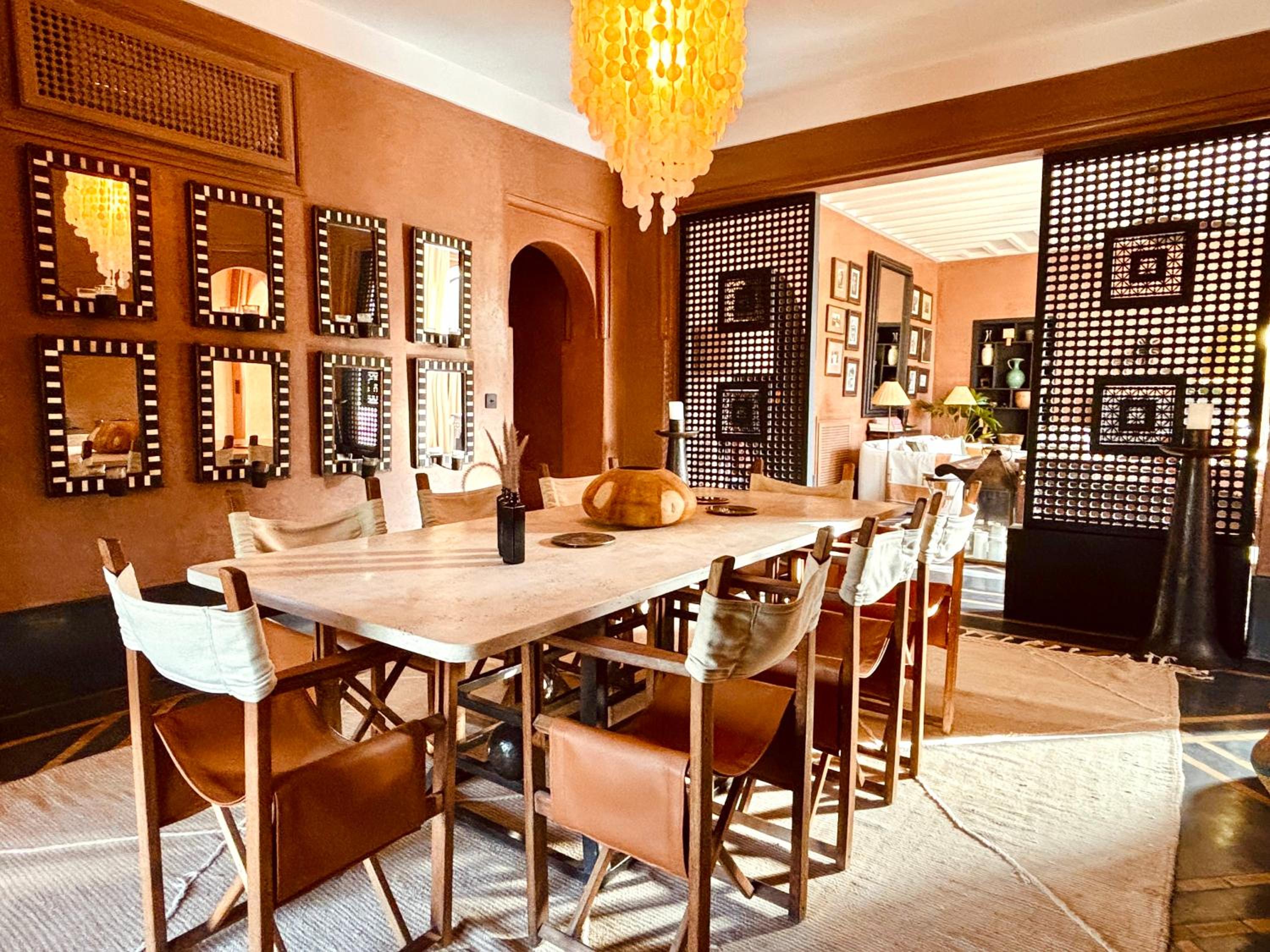 dining