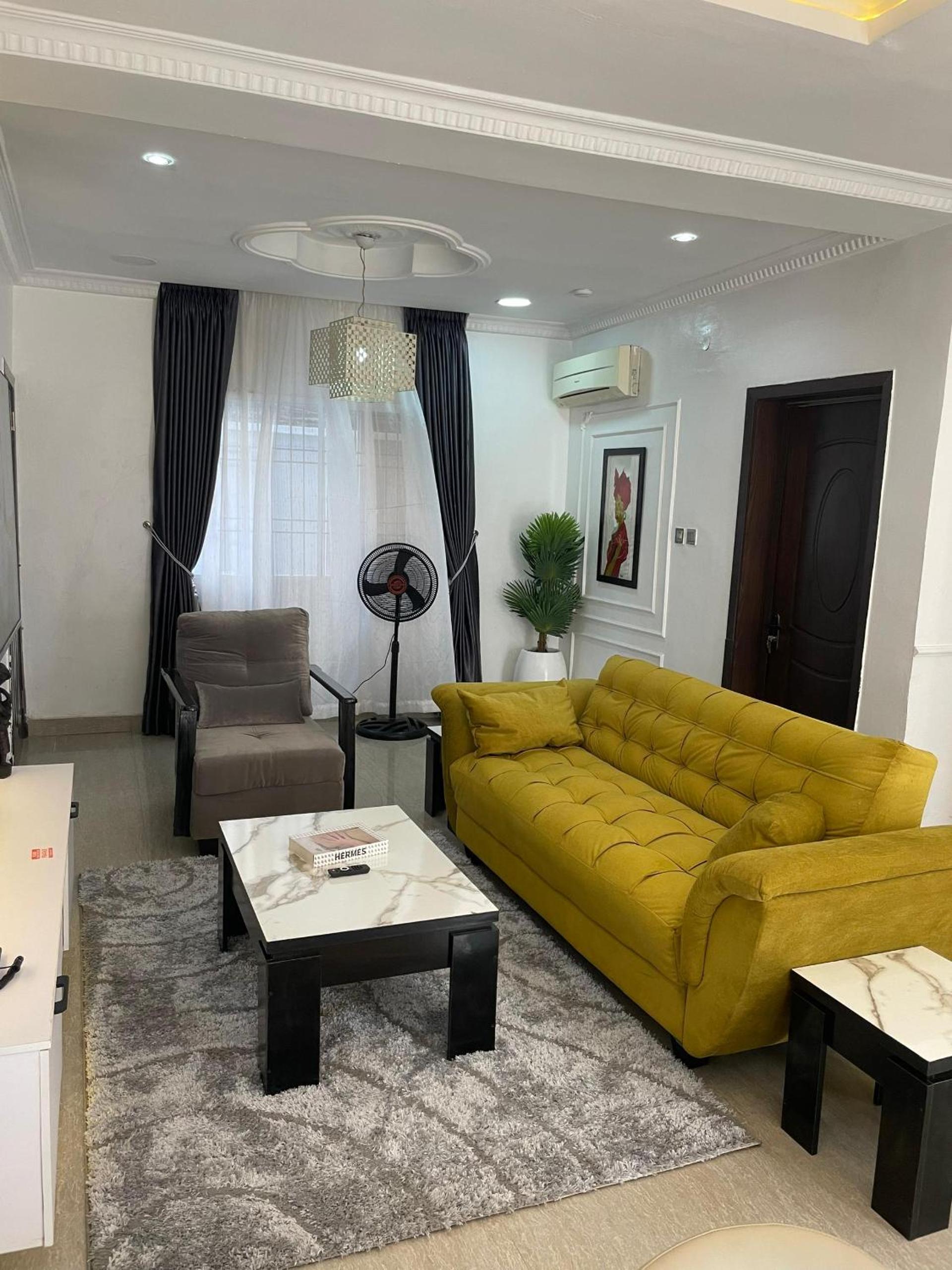 Legend's Court by Daisy's Inn view 2