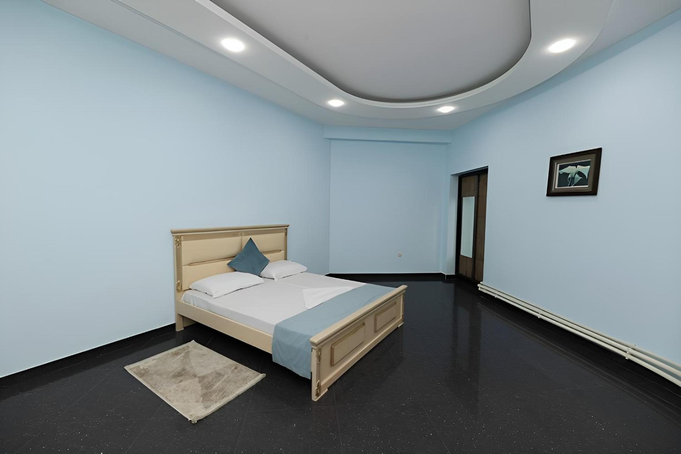 New Continental Hotel, photo 15