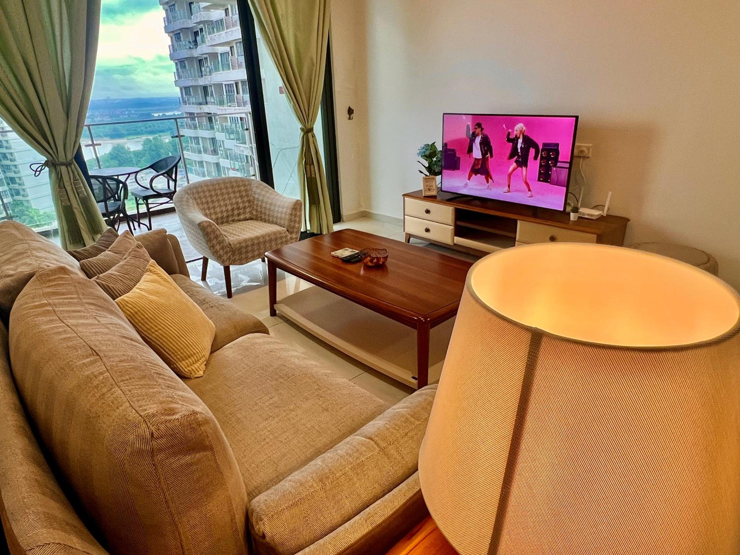 Country Garden Danga Bay Amberside by R9 HomeStay