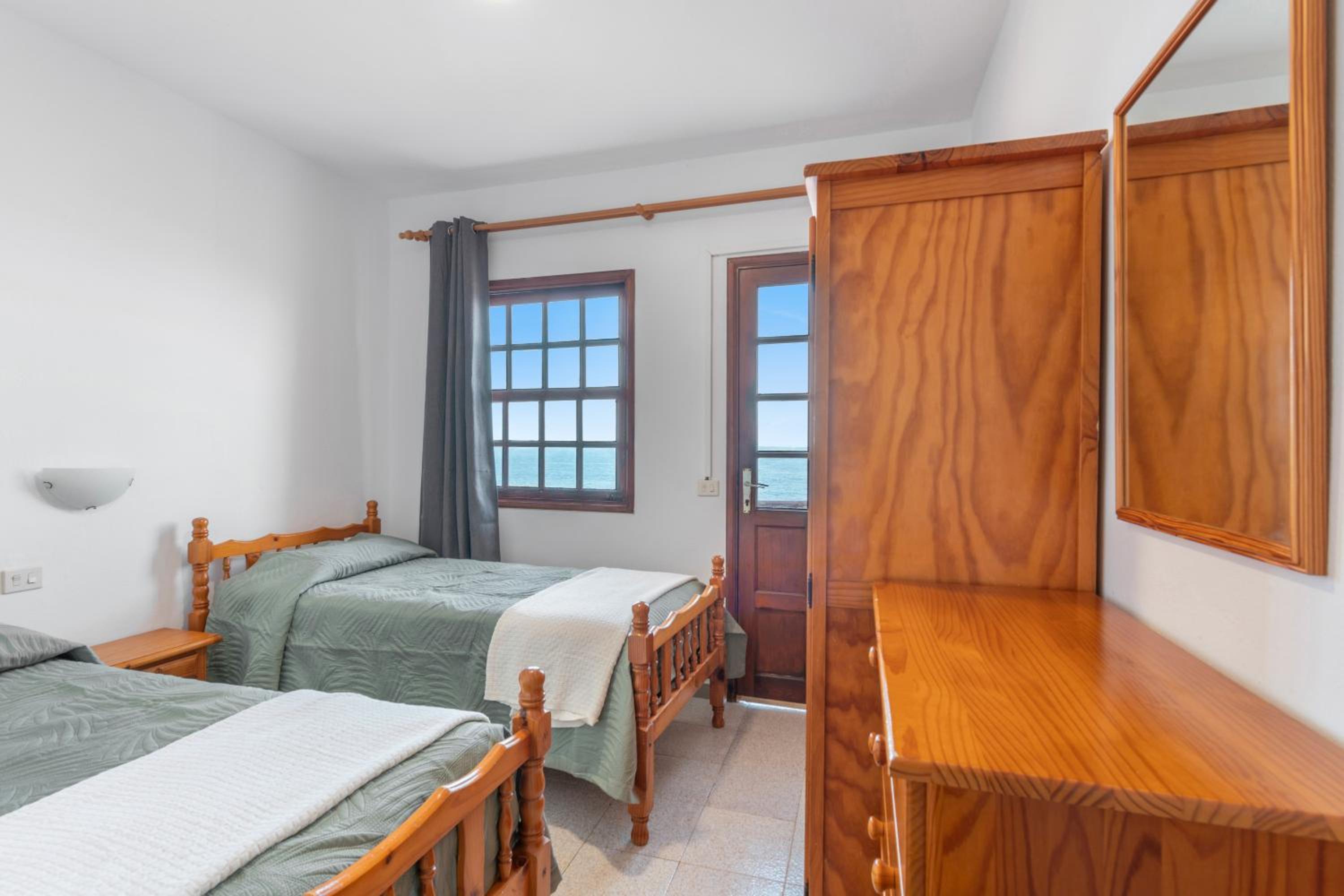 Apartamentos La Fajana