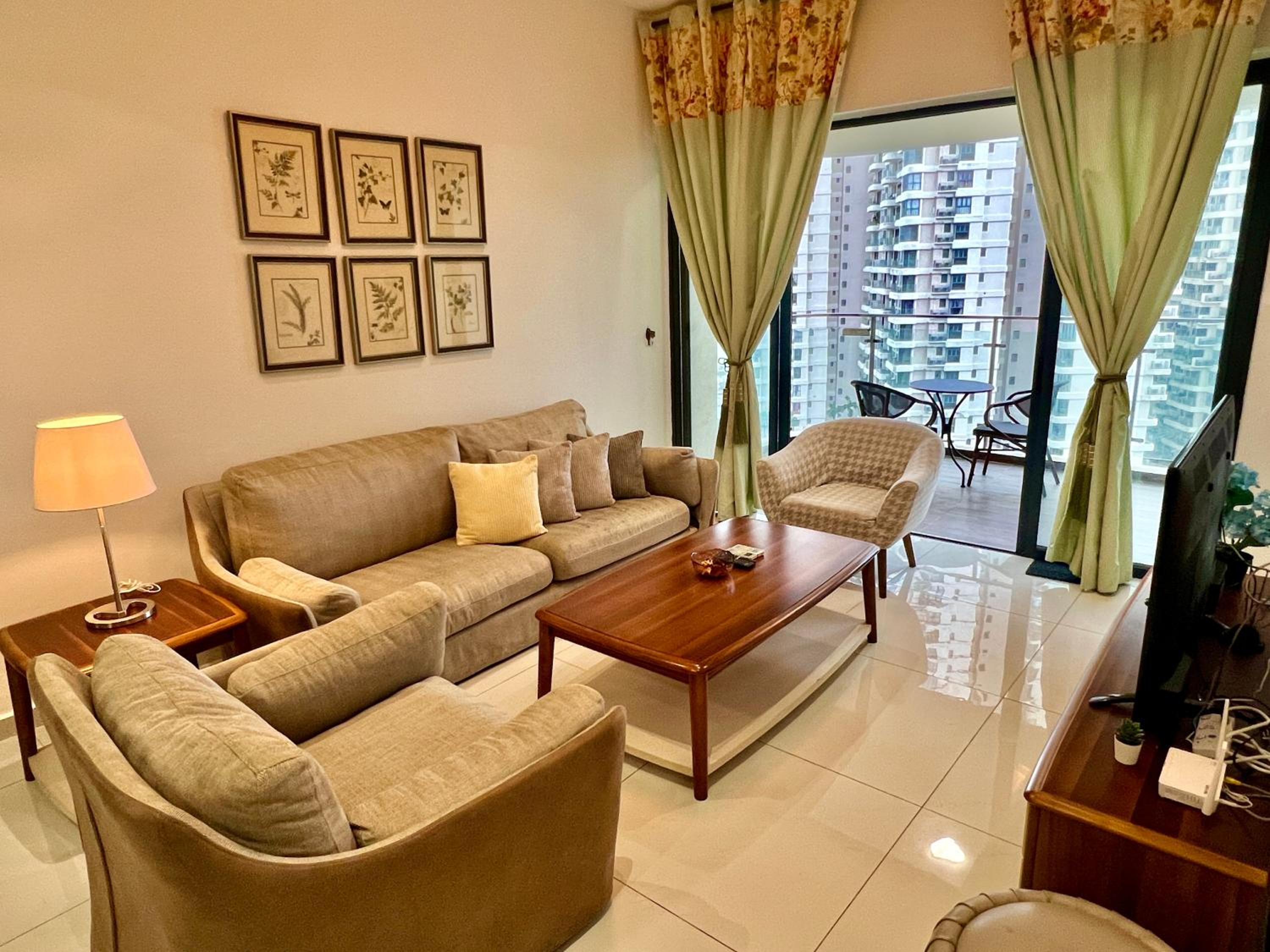 Country Garden Danga Bay Amberside by R9 HomeStay