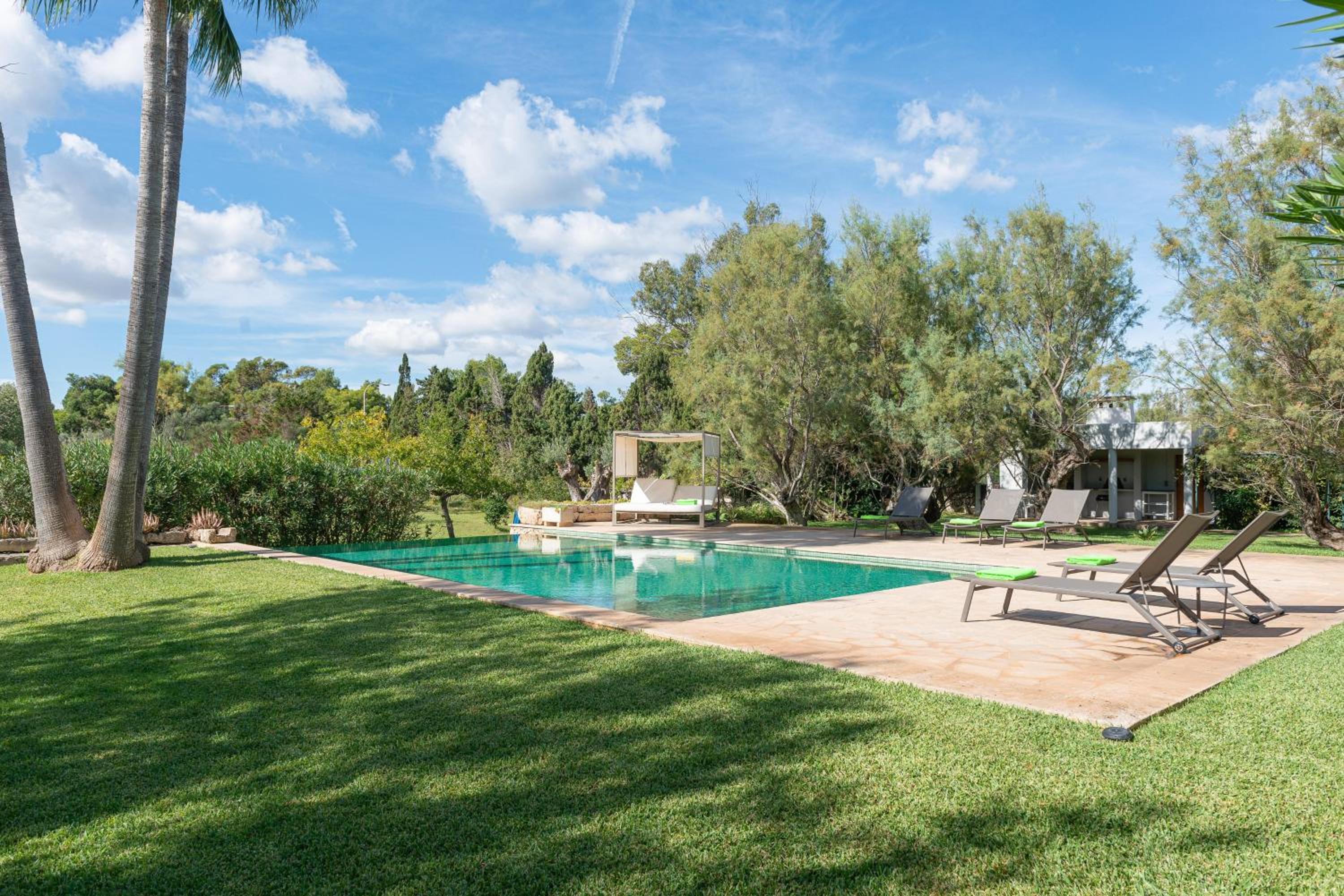 SON JORDI - Villa with private pool and access to the beach. Free Wifi view 4