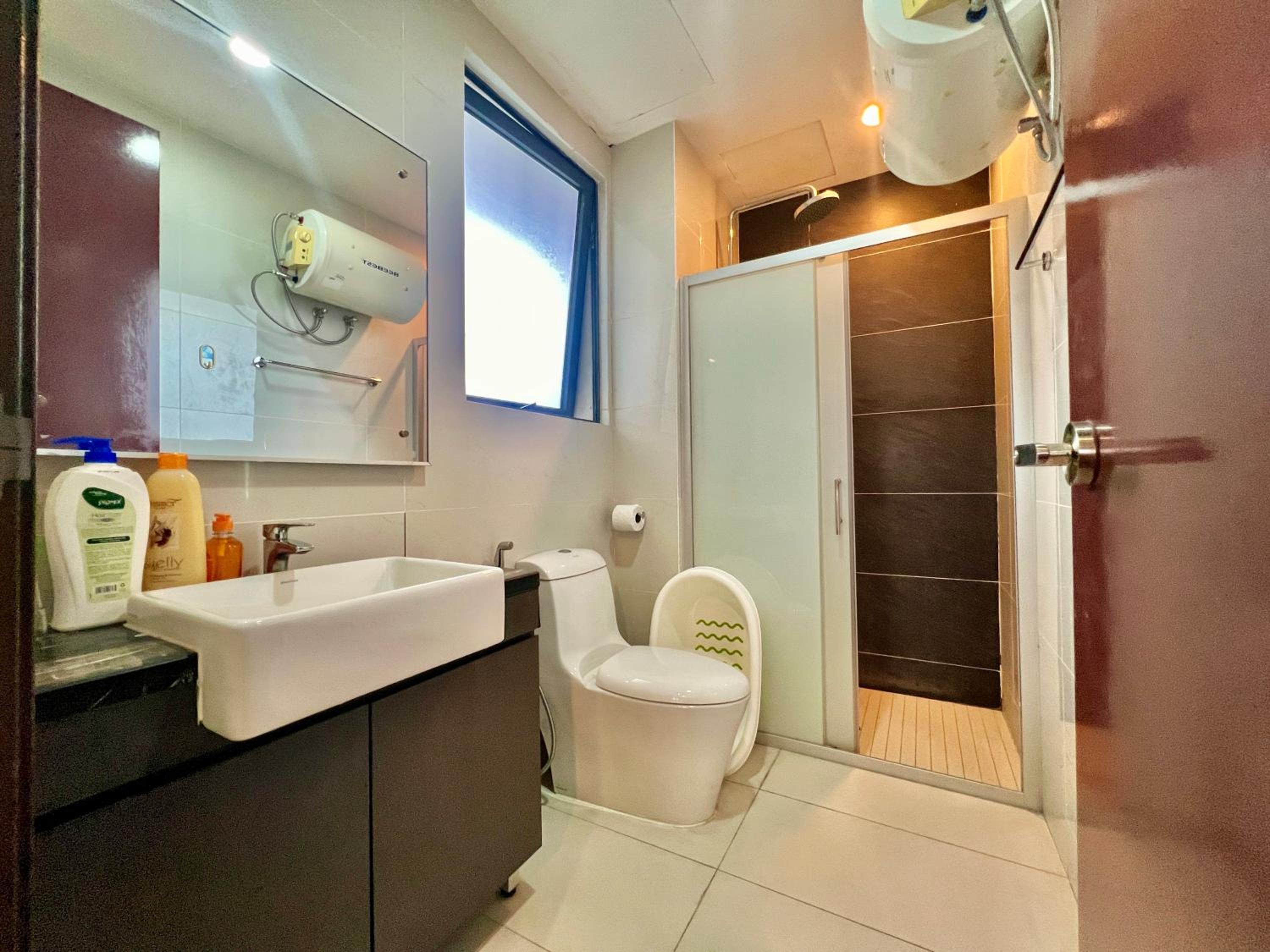 Country Garden Danga Bay Amberside by R9 HomeStay