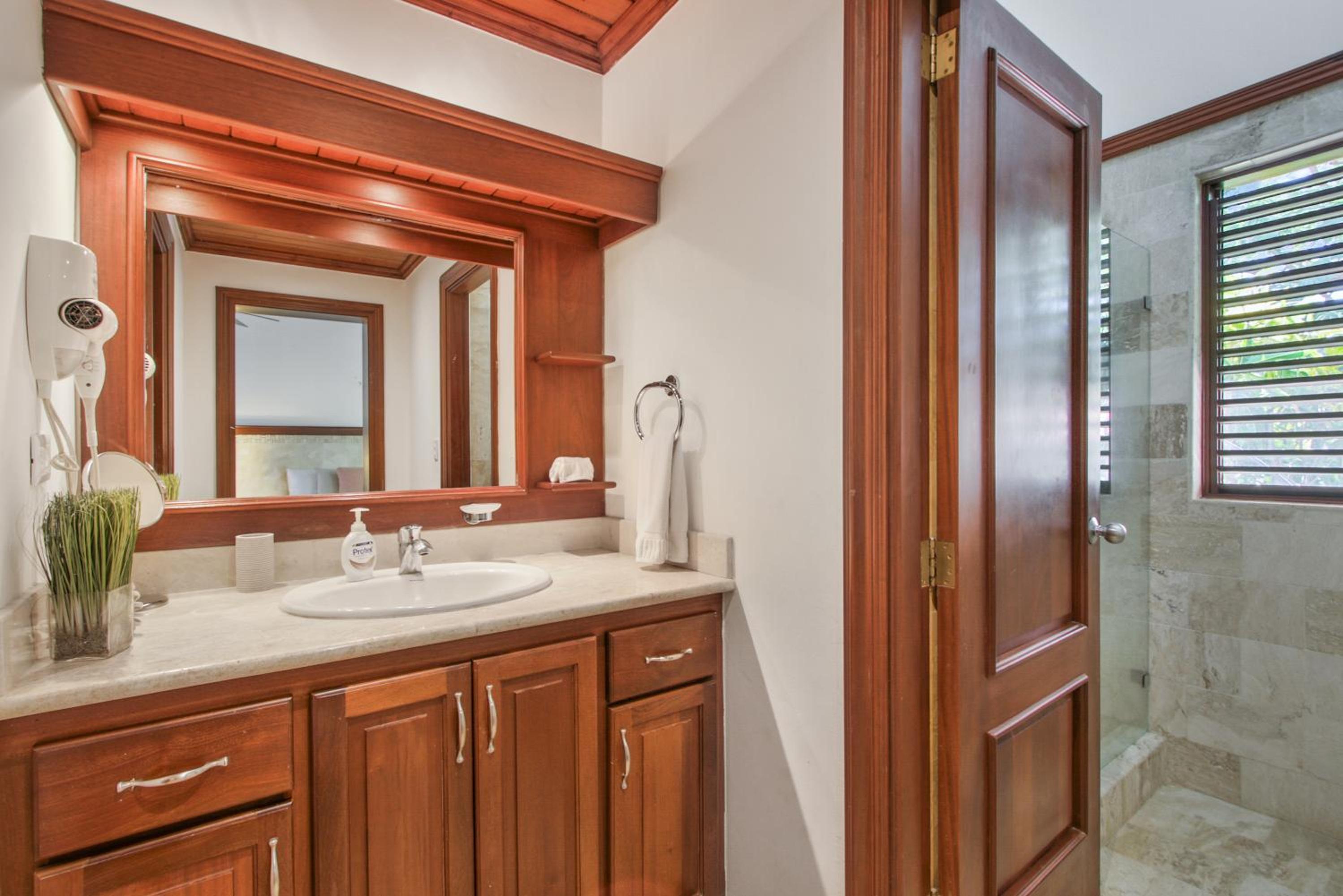 Casa de Campo villa – Luxurious villa up to 12 people with pool jacuzzi golf view 4