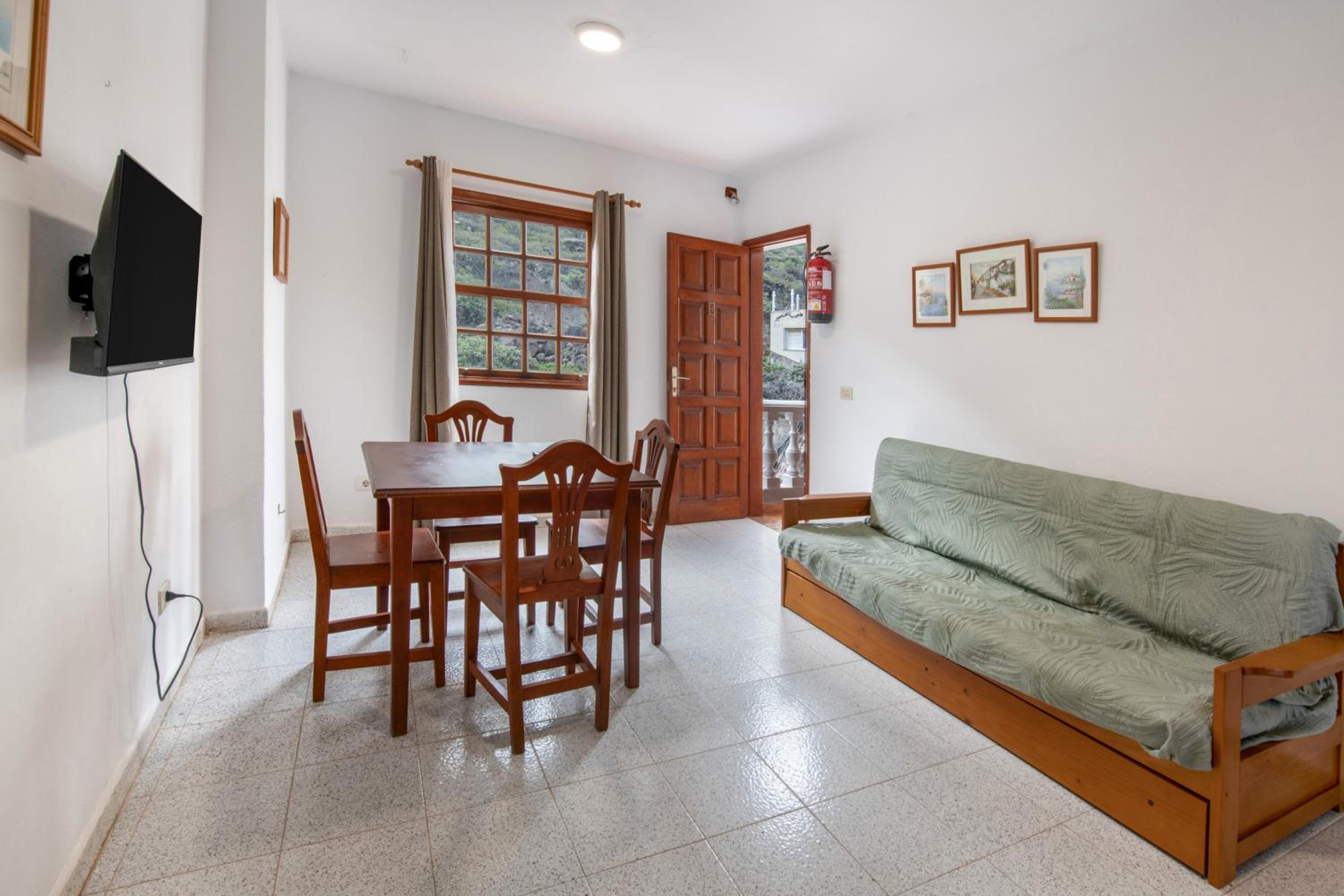 Apartamentos La Fajana