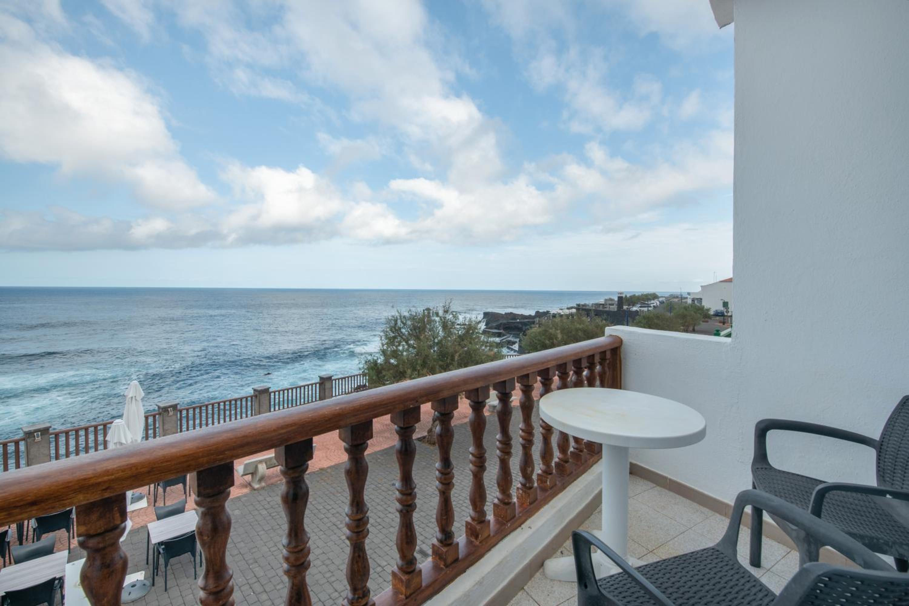 Apartamentos La Fajana