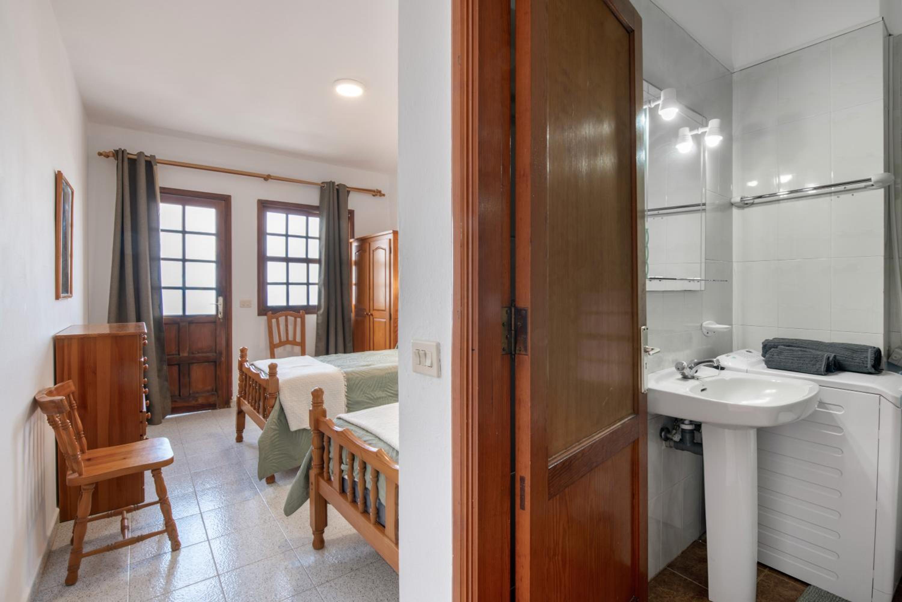 Apartamentos La Fajana