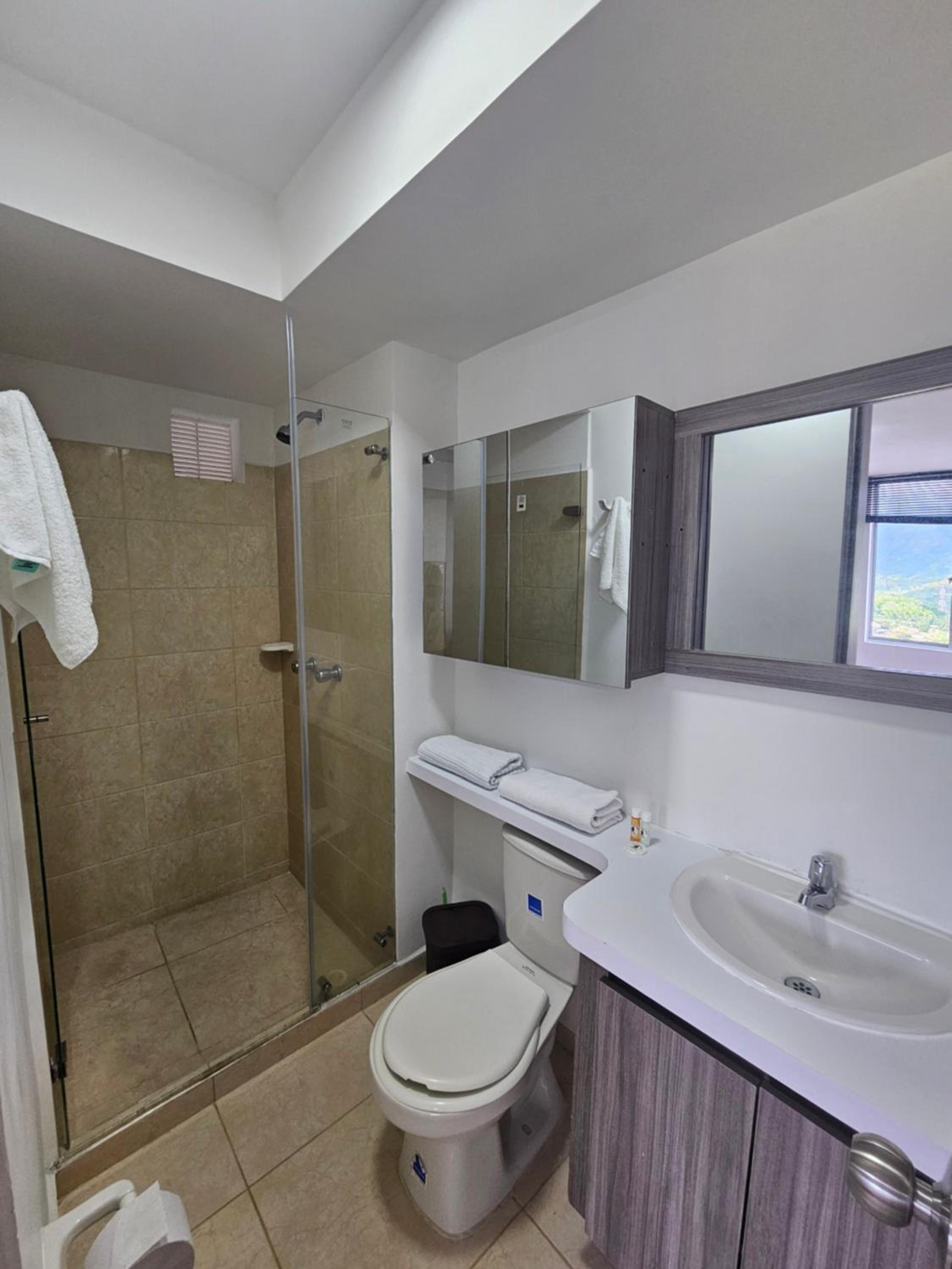 OroNegroApartaHoteles Hermoso Apartaestudio Amoblado Armenia, Quindío