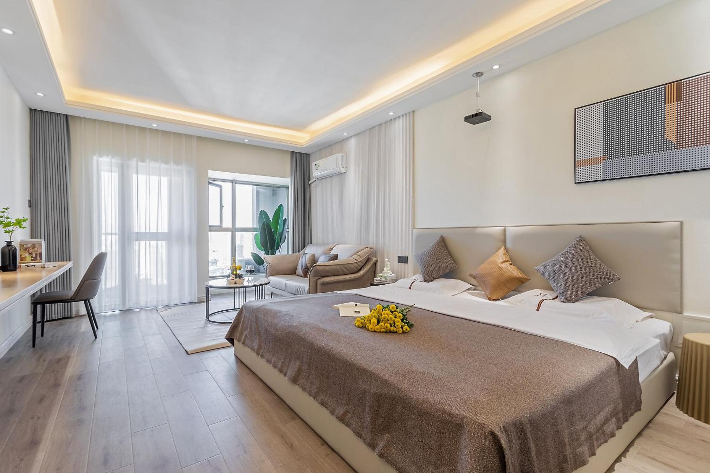 Kunming Qicaimen Shangpin Apartment