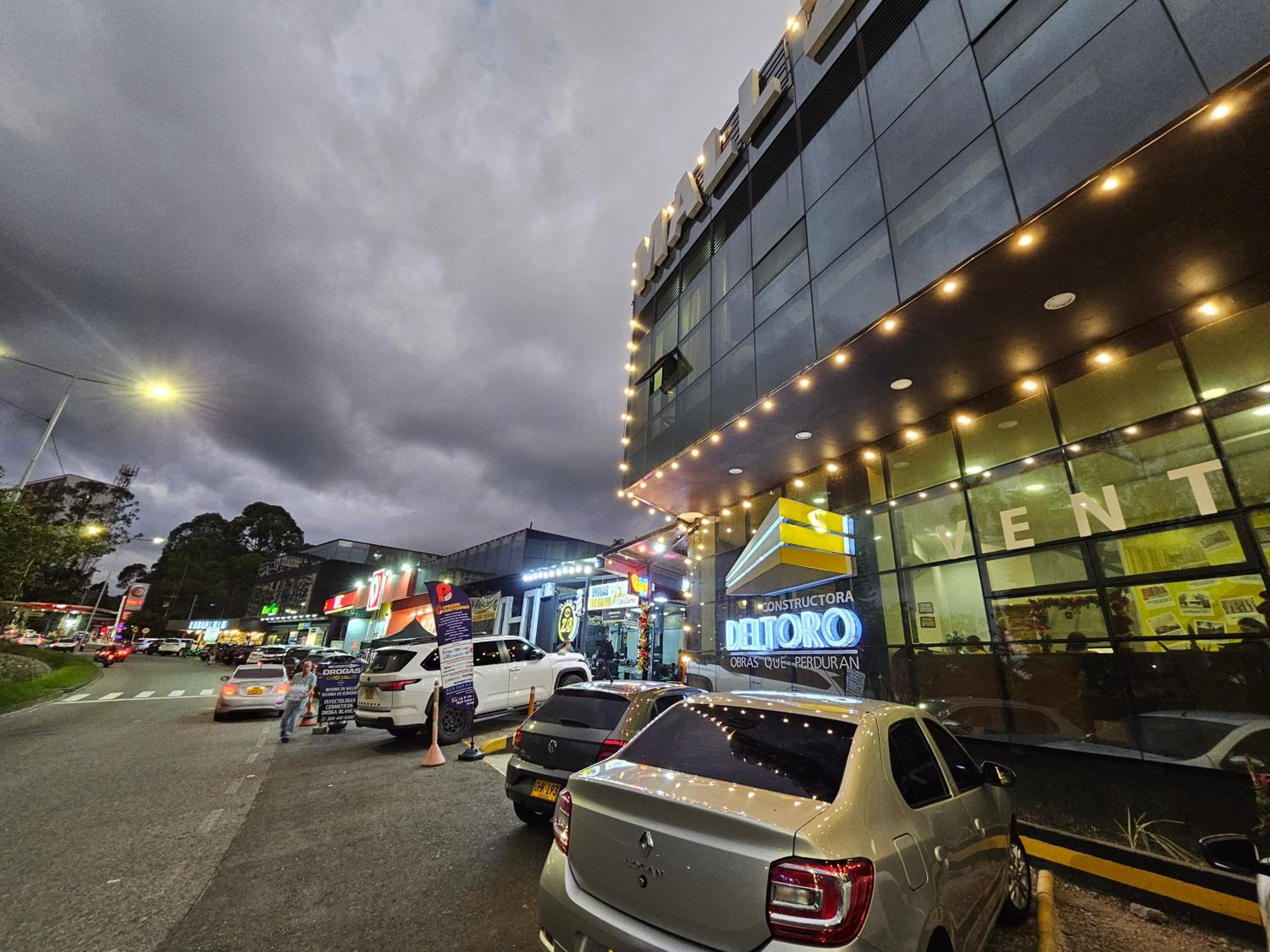 OroNegroApartaHoteles Hermoso Apartaestudio Amoblado Armenia, Quindío