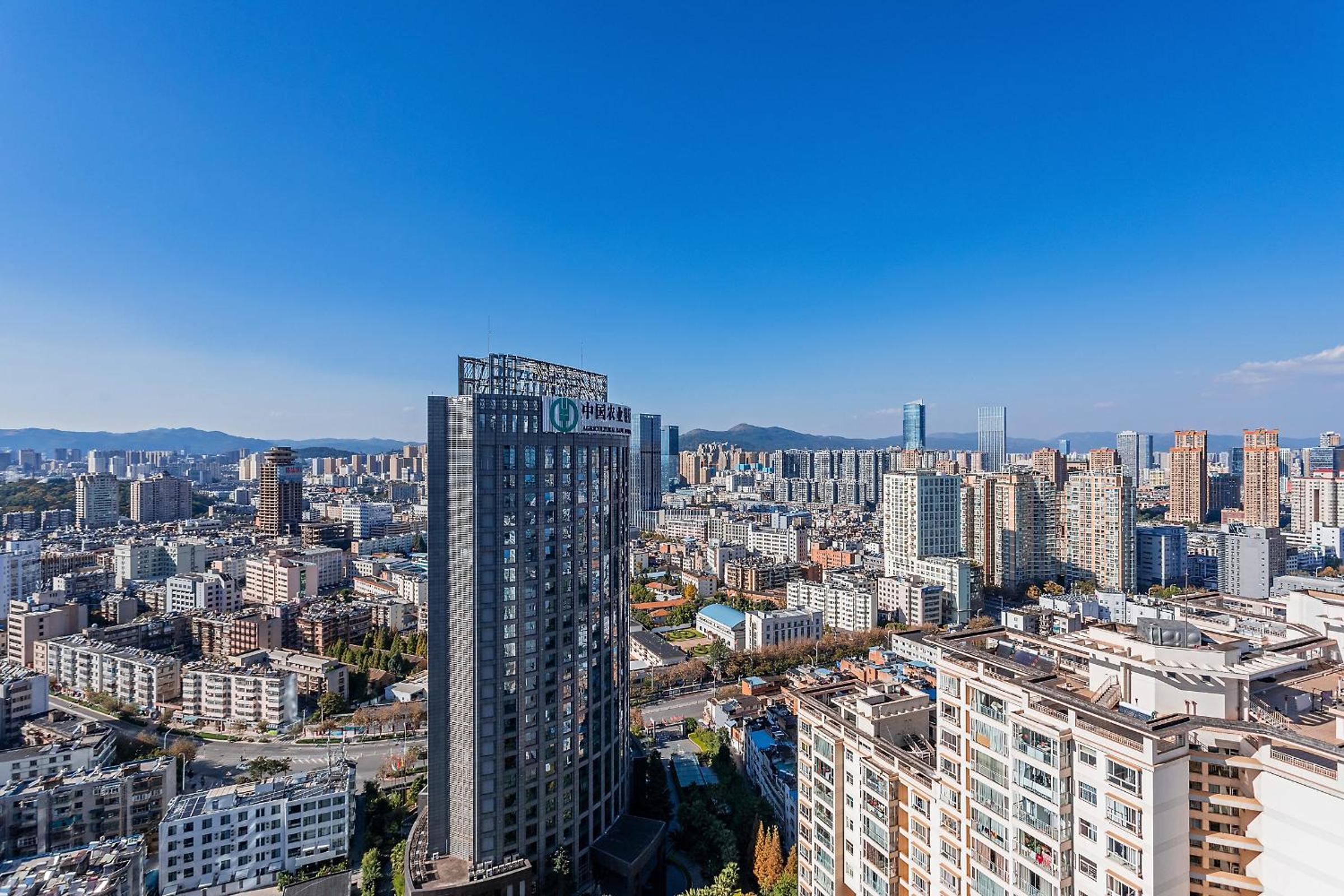 Kunming Qicaimen Shangpin Apartment
