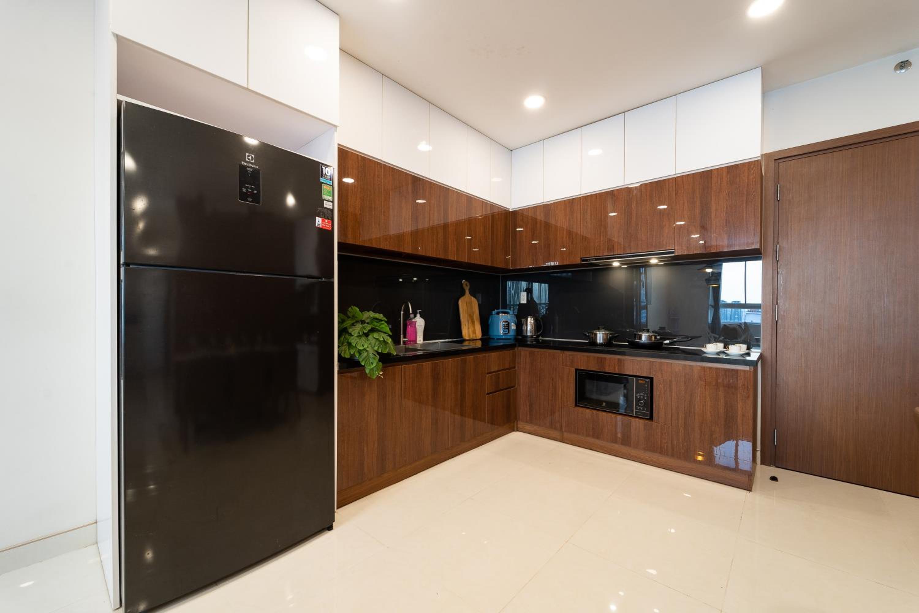 Spacious 4BR apat at Saigon Centre with pool, supermarket, view