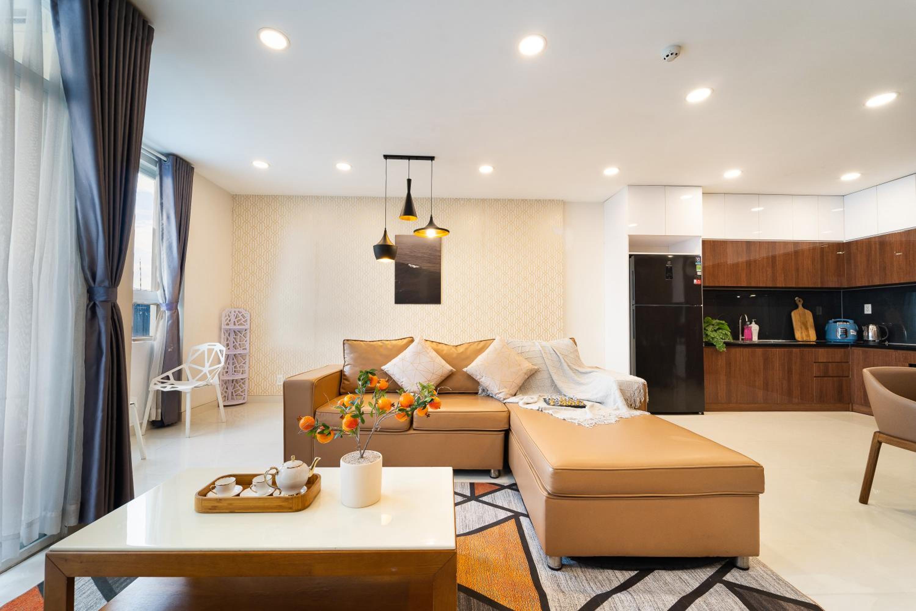 Spacious 4BR apat at Saigon Centre with pool, supermarket, view