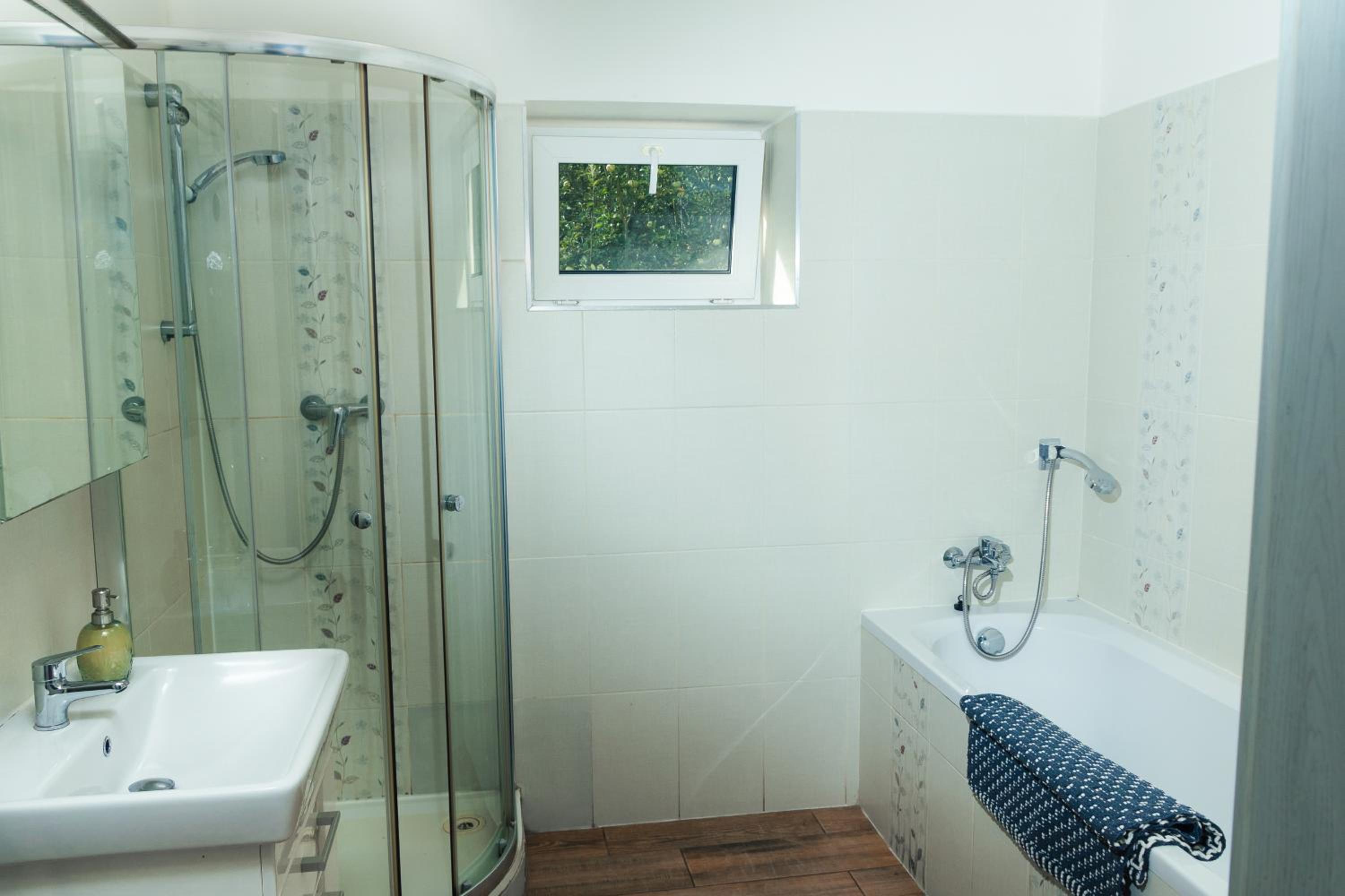 Prague Wellness Home, Forest Getaway
