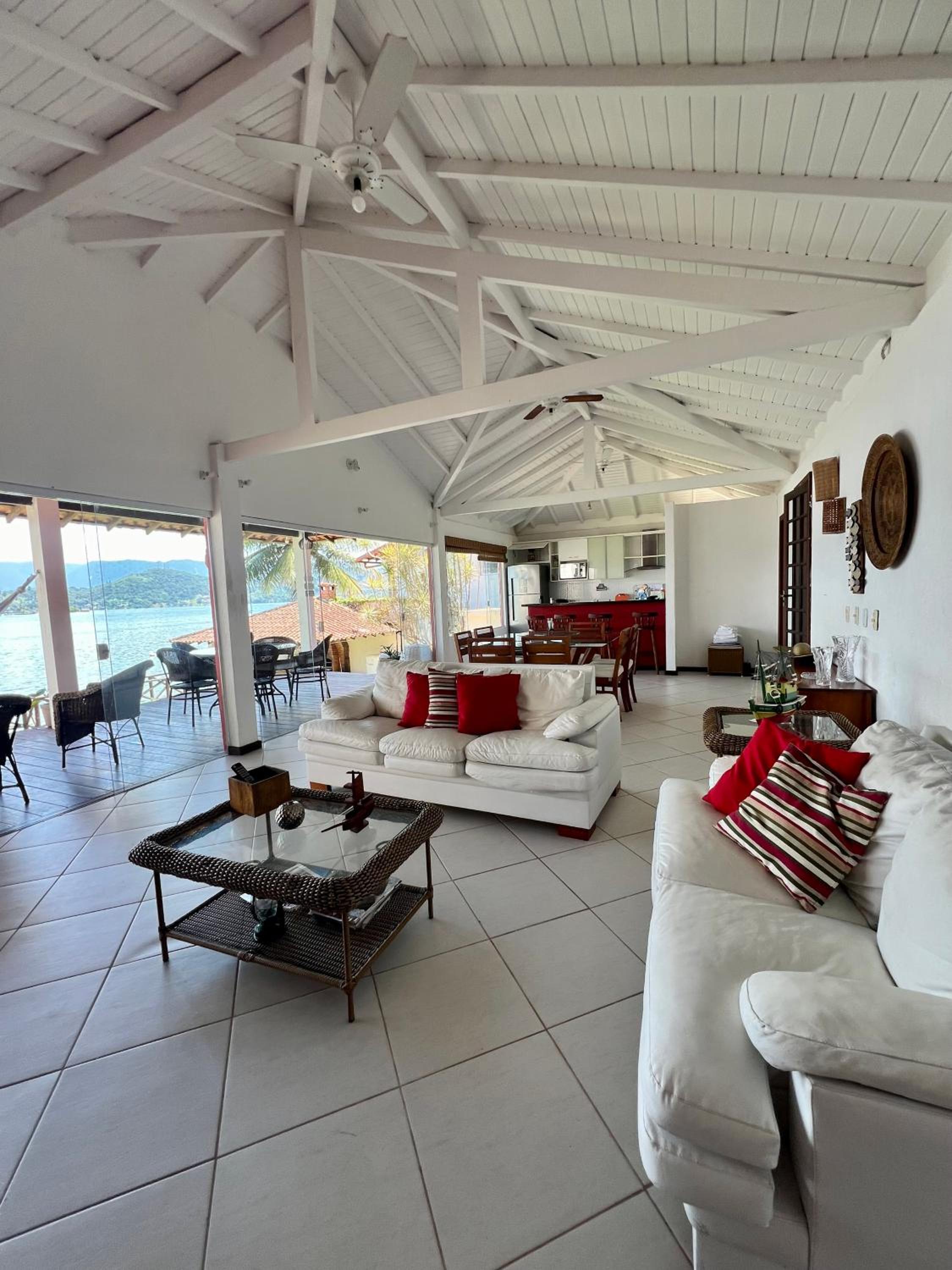 Eco Sapê House