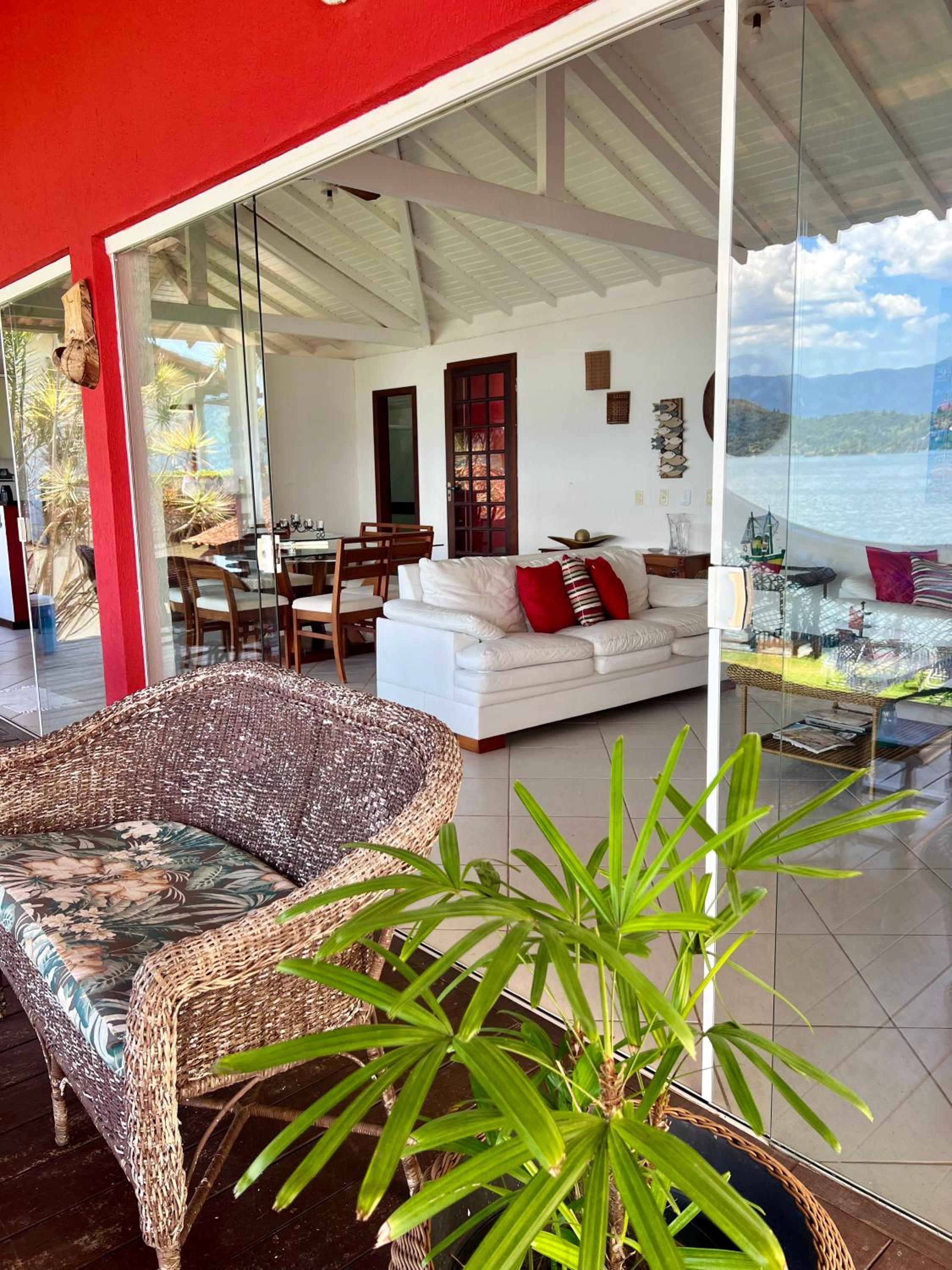 Eco Sapê House