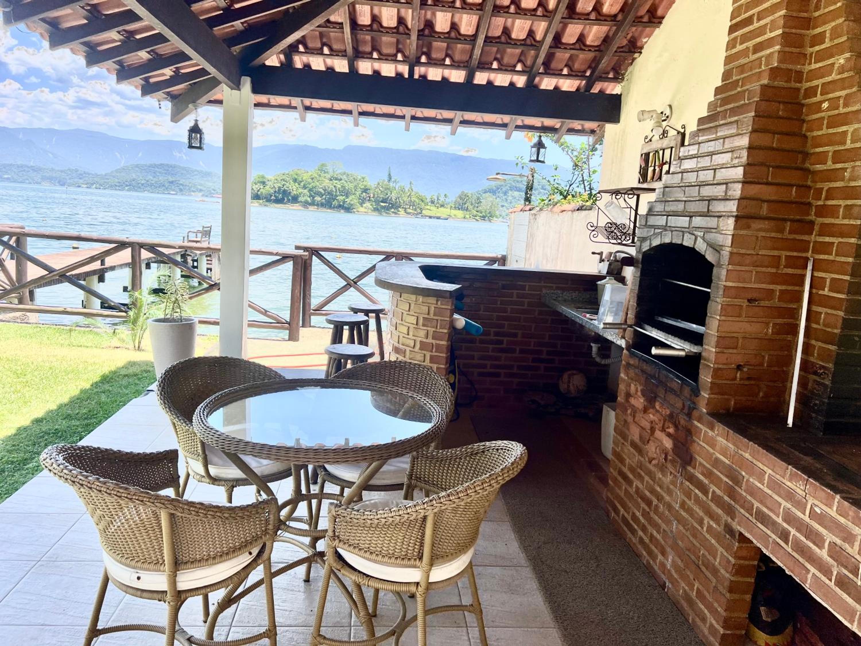 Eco Sapê House