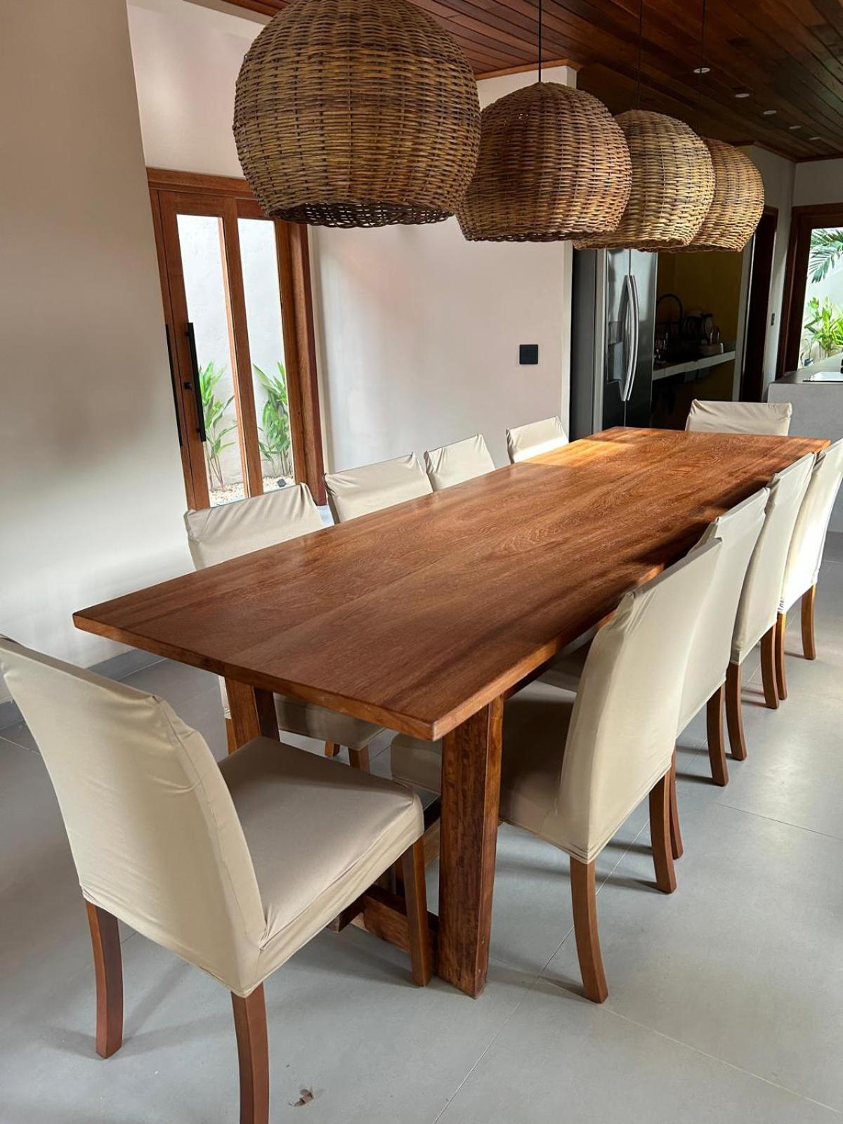 Full-service Casa Trancoso, new house, 10 mins walk to Beach & Quadrado