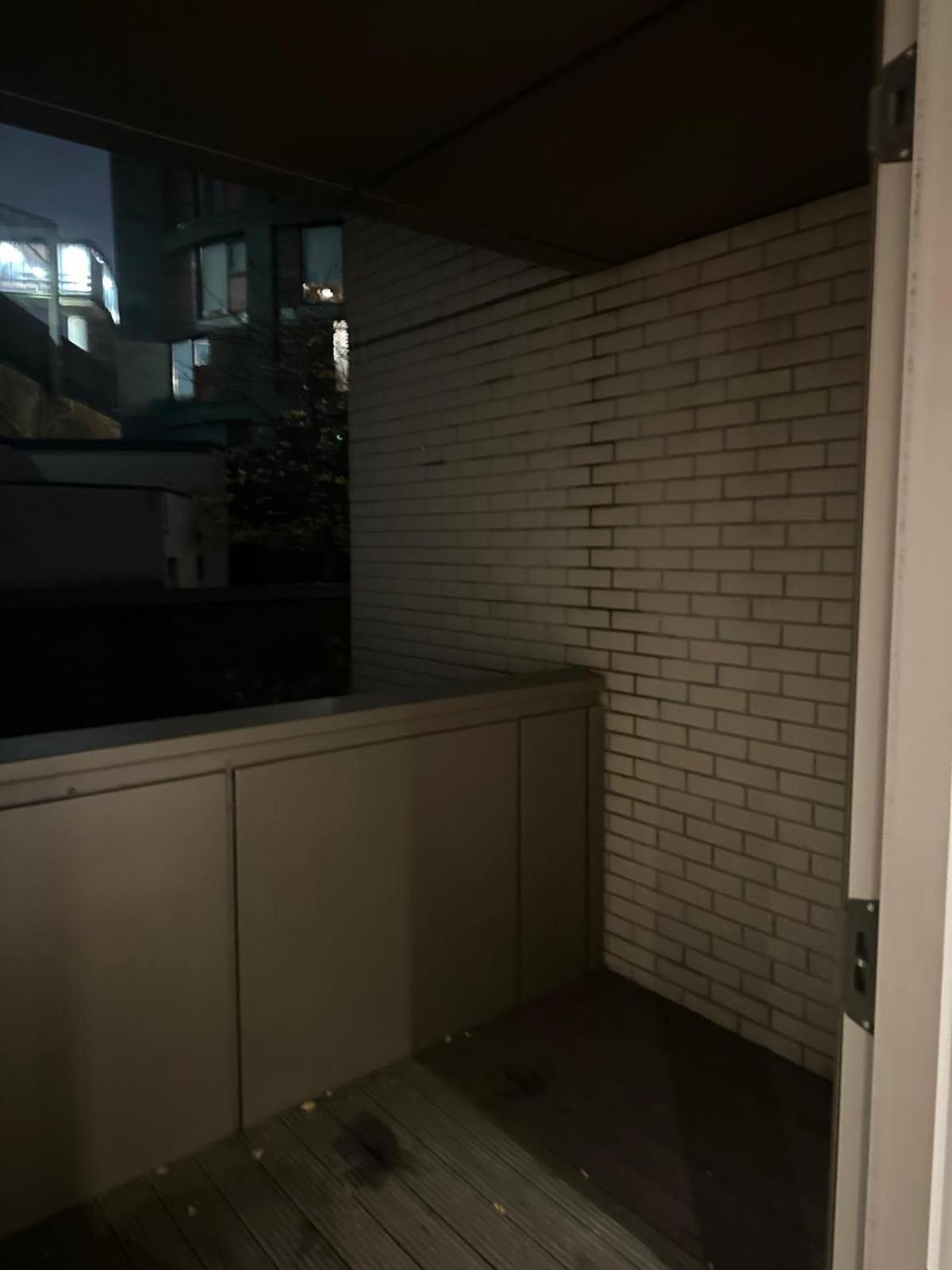2 bed spacious flat - Canal view