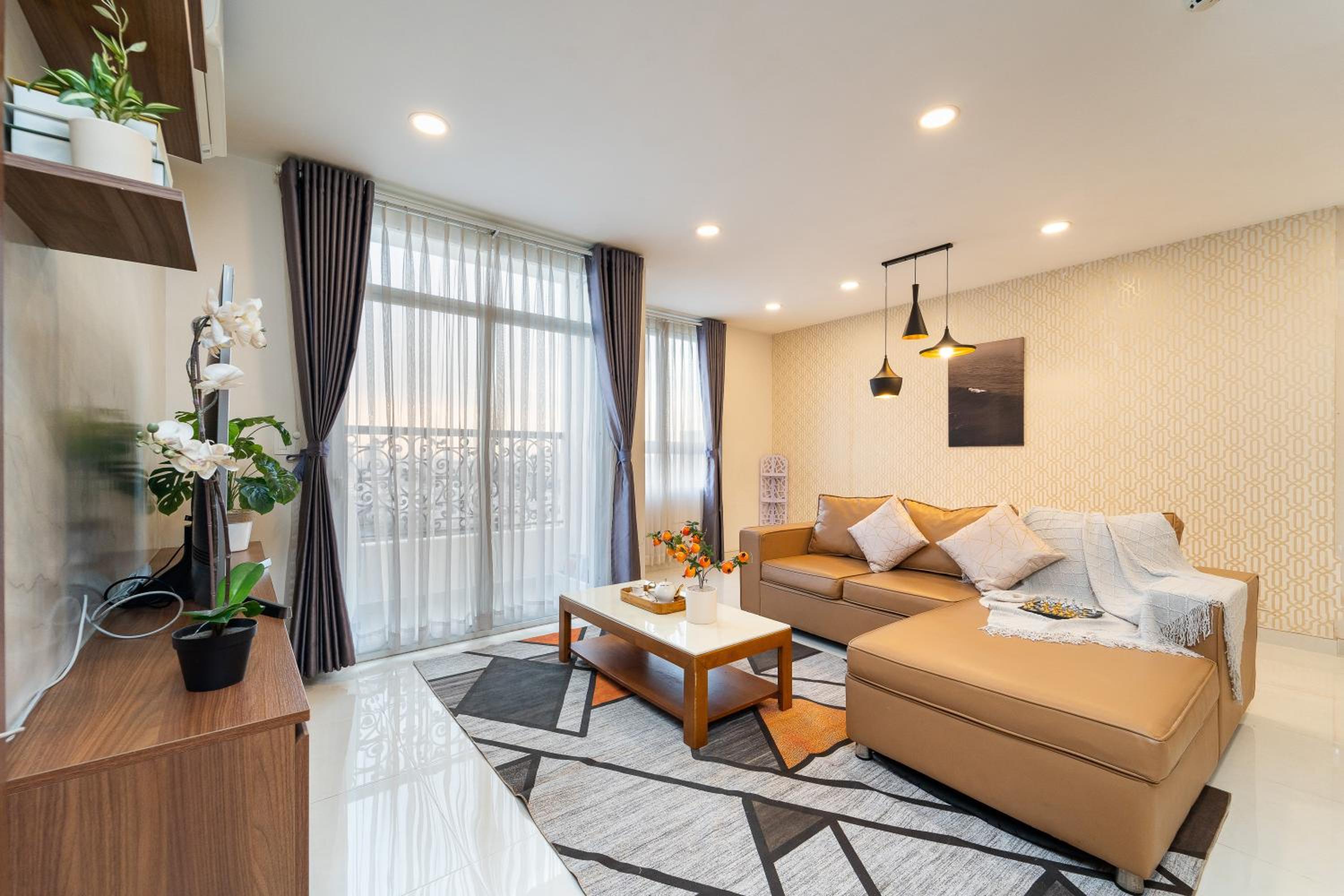 Spacious 4BR apat at Saigon Centre with pool, supermarket, view