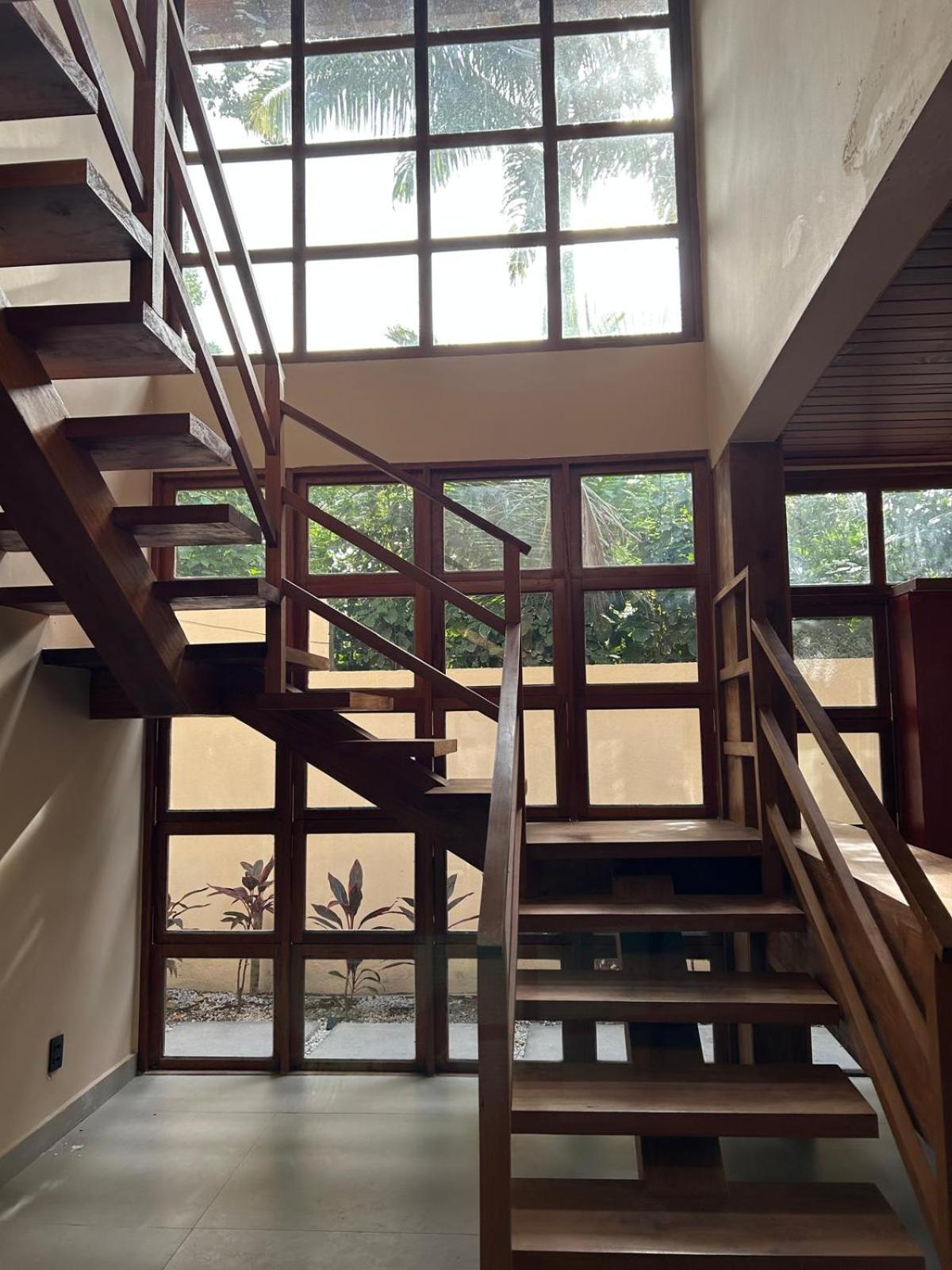 Full-service Casa Trancoso, new house, 10 mins walk to Beach & Quadrado