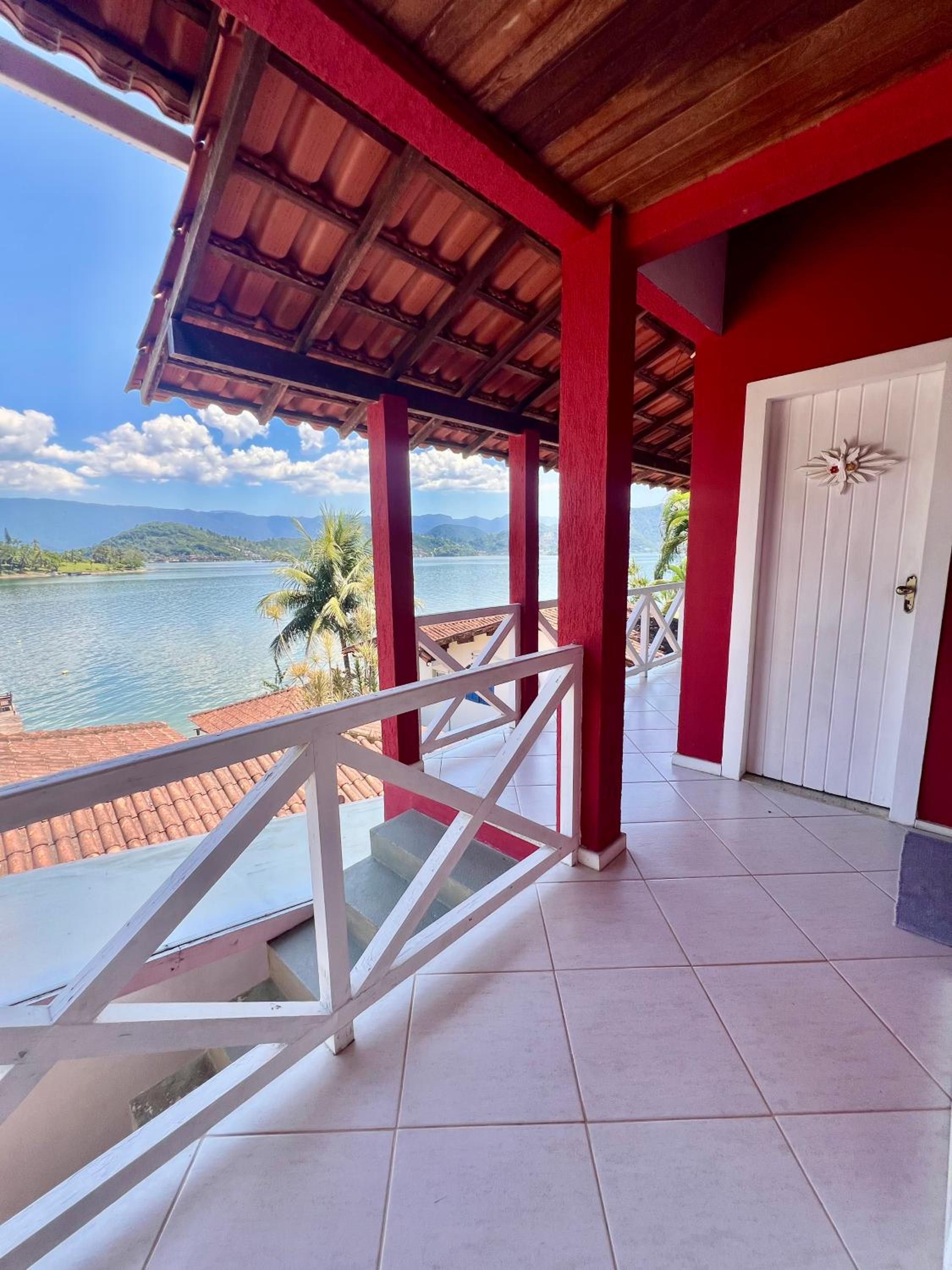 Eco Sapê House